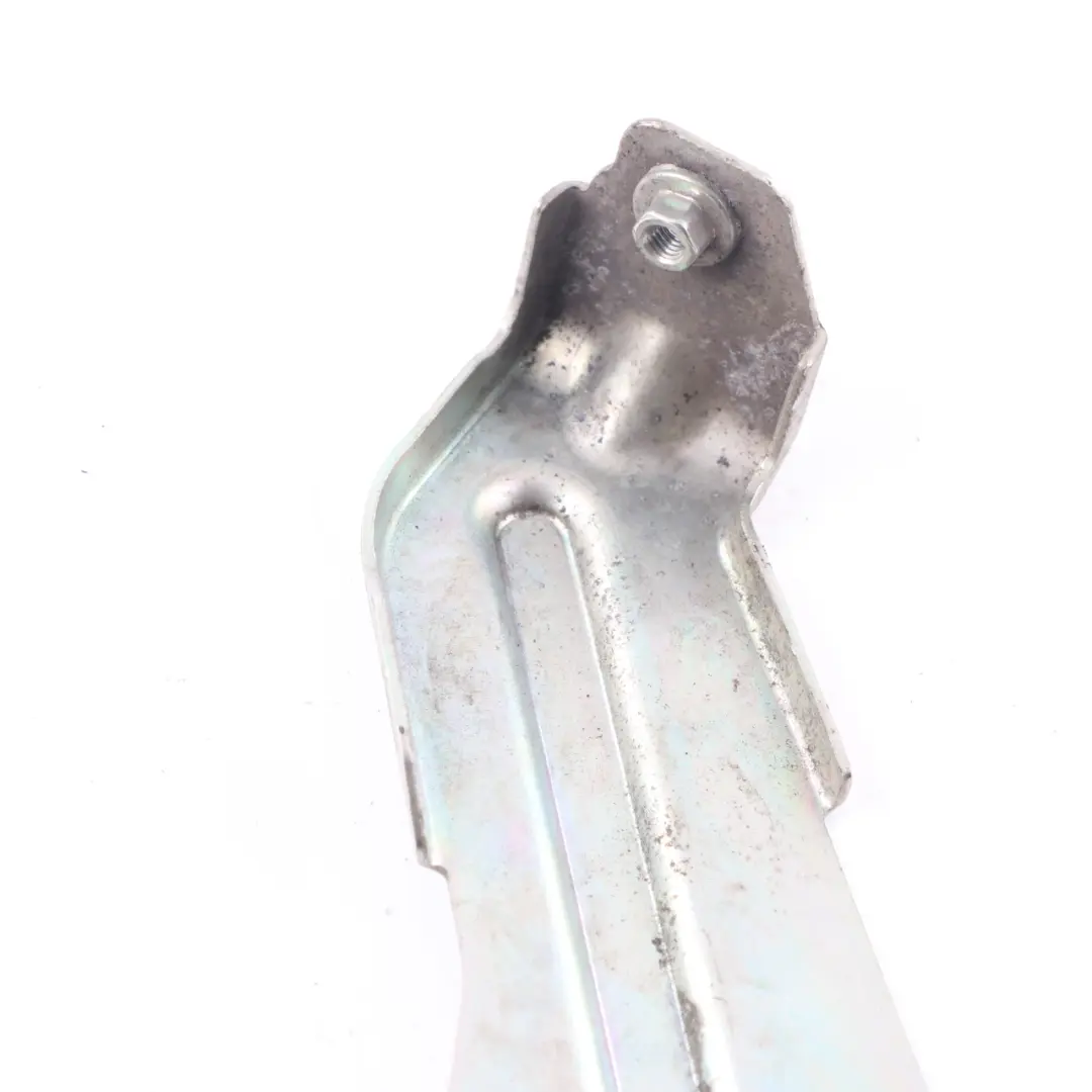 Support pour réservoir d'additif AdBlue Diesel pour Mercedes W205 à propos du numéro de pièce A2054750527 Mercedes W205 Support pour réservoir d'additif AdBlue Diesel - SKU A2054750527 - Numéro de pièce A2054750527