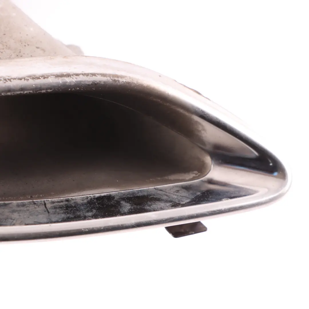 Auspuff Endschall Rohr hinten links rechts AMG Auspuffspitzen Set für Mercedes W176 mit Teilenummer A2054900300 Mercedes W176 Auspuff Endschall Rohr hinten links rechts AMG Auspuffspitzen Set - SKU A2054900300/A2054900400 - Teilenummer A2054900300