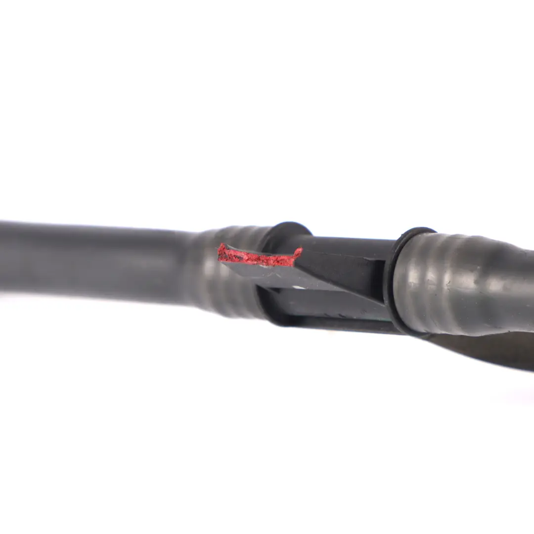 OM651 Tuyau d'eau Tuyau de refroidissement du moteur pour Mercedes W205 à propos du numéro de pièce A2055000700 Mercedes W205 OM651 Tuyau d'eau Tuyau de refroidissement du moteur - SKU A2055000700 - Numéro de pièce A2055000700