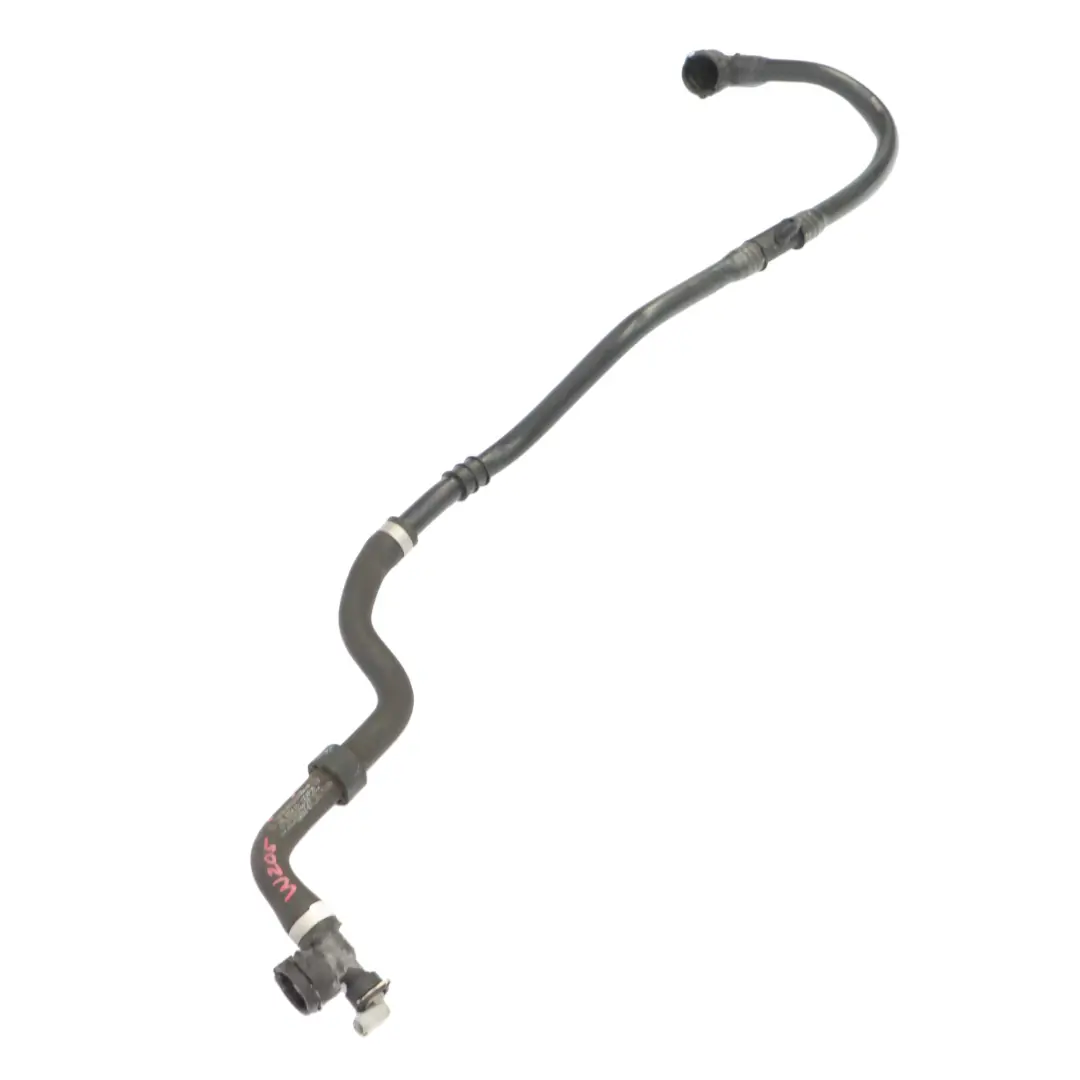 Tubo acqua Mercedes W205 OM651 Linea tubo refrigerante per con numero di parte A2055000800 Tubo acqua Mercedes W205 OM651 Linea tubo refrigerante - SKU A2055000800 - Numero di parte A2055000800