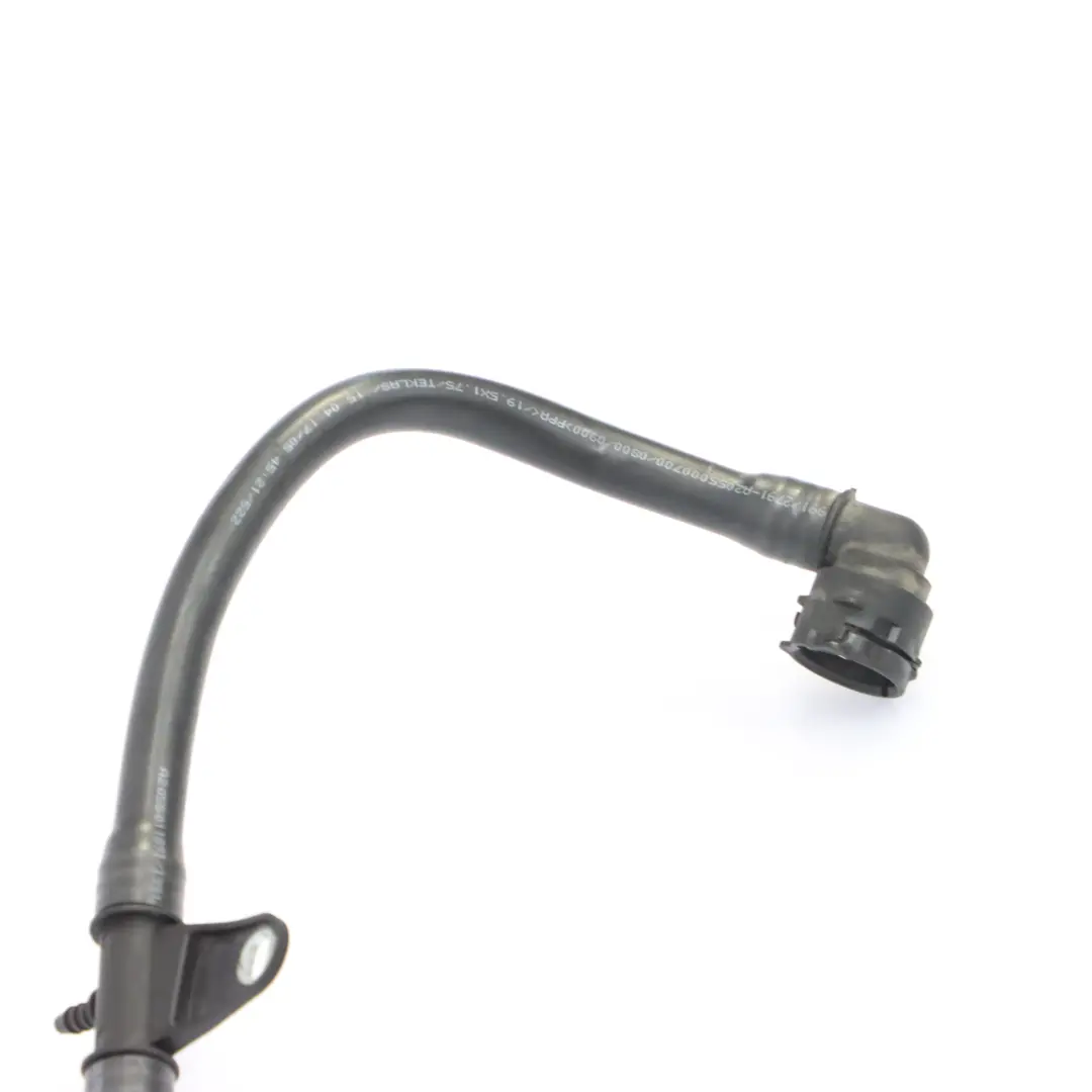 Manguera de agua Mercedes W205 OM651 Línea de tubería refrigerante para con número de pieza A2055000800 Manguera de agua Mercedes W205 OM651 Línea de tubería refrigerante - SKU A2055000800 - Número de pieza A2055000800