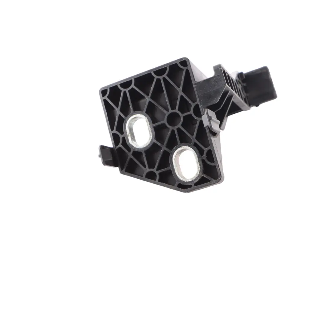 Mercedes W205 Uchwyt Mocowanie Chłodnicy OEM Prawy Prawa - SKU A2055014420 - Numer Części A2055014420