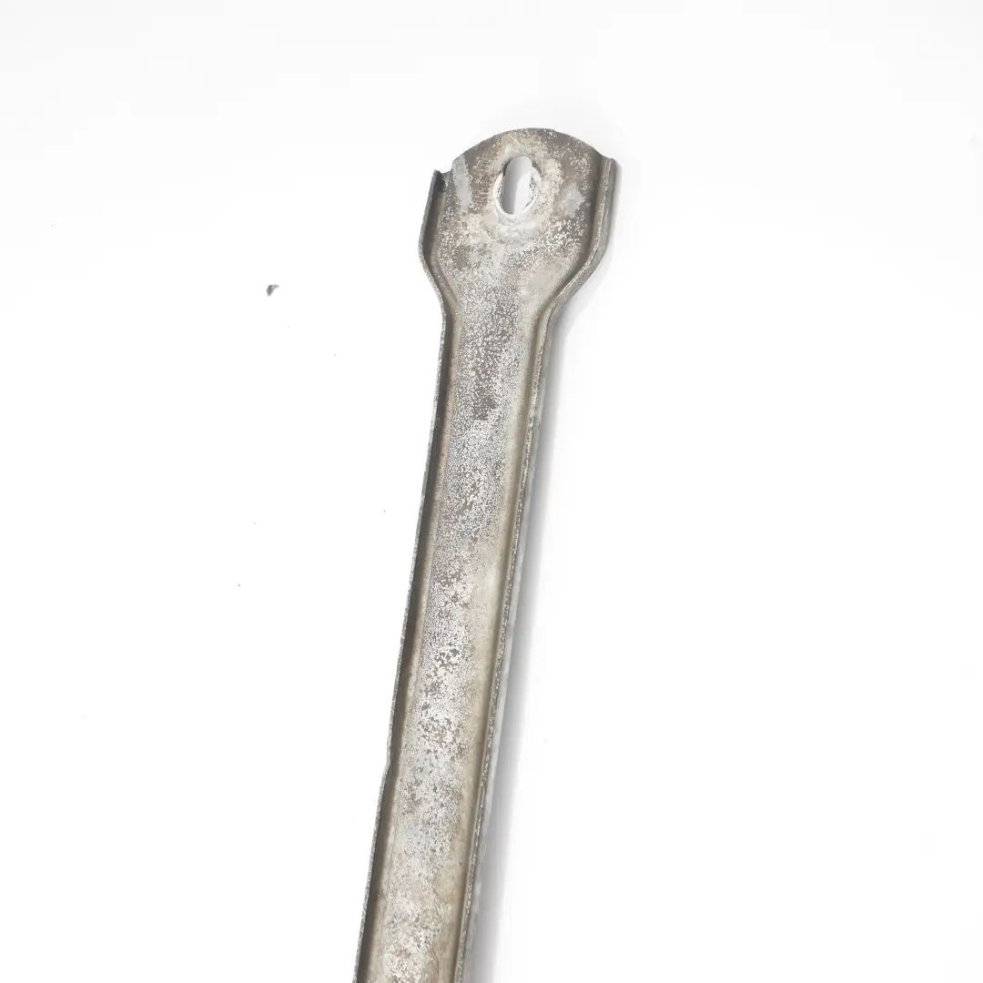 Mercedes W205 sostegno puntone Supporto sottoscocca sinistra destra - SKU A2055240047 - Numero di parte A2055240047