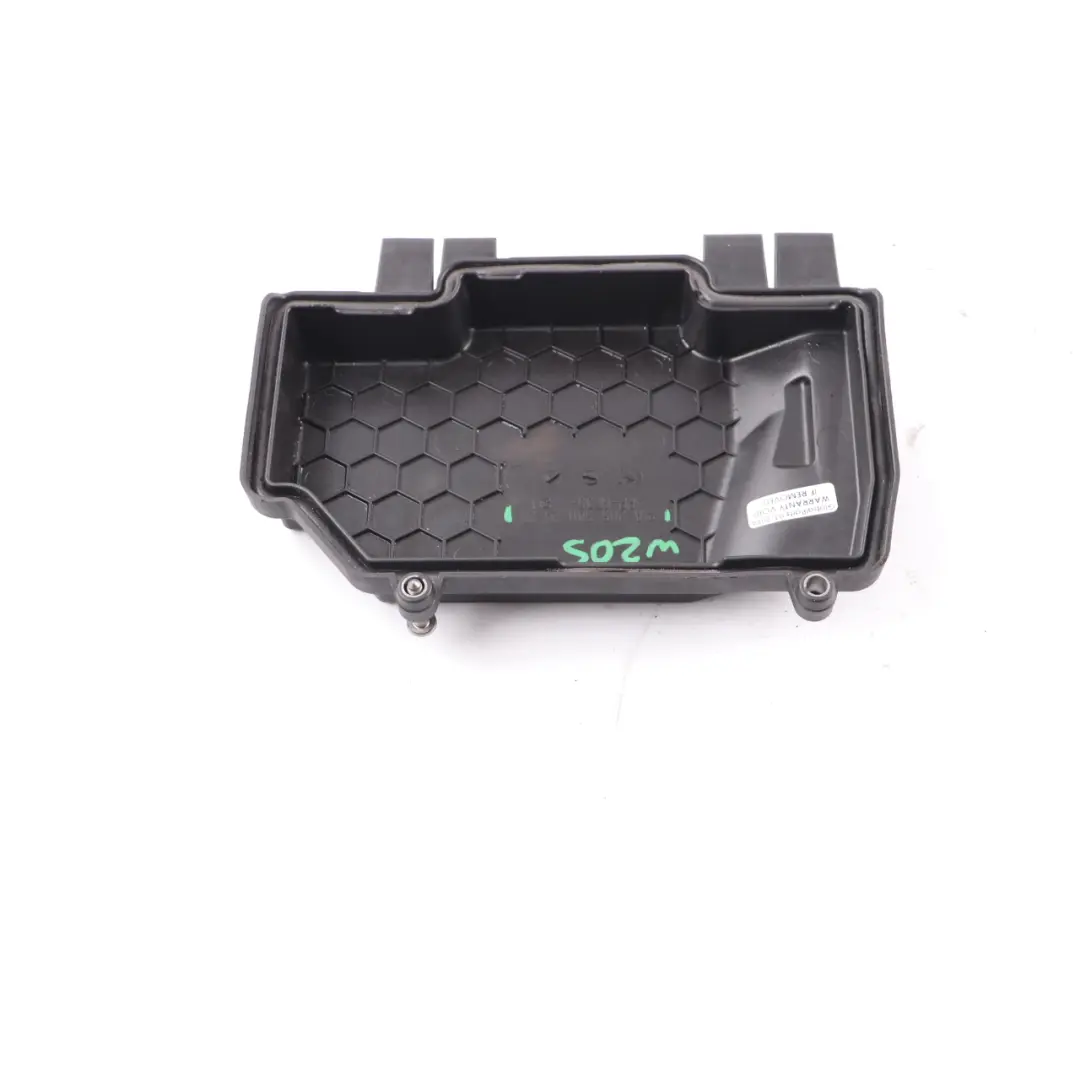 Couvercle Boite Fusibles Avant Module Contrôle Capot pour Mercedes W205 à propos du numéro de pièce A2055402428 Mercedes W205 Couvercle Boite Fusibles Avant Module Contrôle Capot - SKU A2055402428 - Numéro de pièce A2055402428