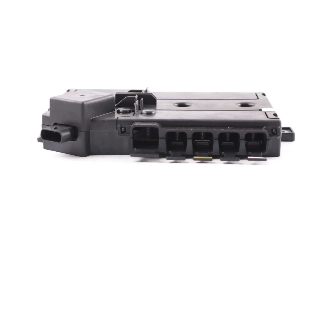  Caja de fusibles Mercedes C205 Relé eléctrico interior Fusible Zócalo Control - SKU A2055402850 - Número de pieza A2055402850