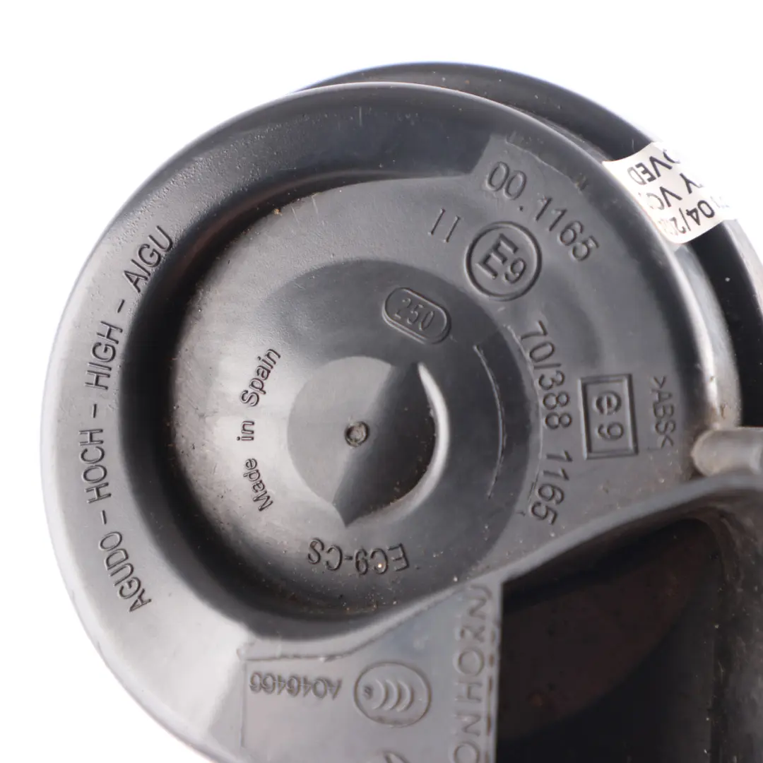 Horn Signal Alarm Siren High Tone 510Hz to Mercedes W205 with Part number A2055421520 Mercedes W205 Horn Signal Alarm Siren High Tone 510Hz - SKU A2055421520 - Part number A2055421520