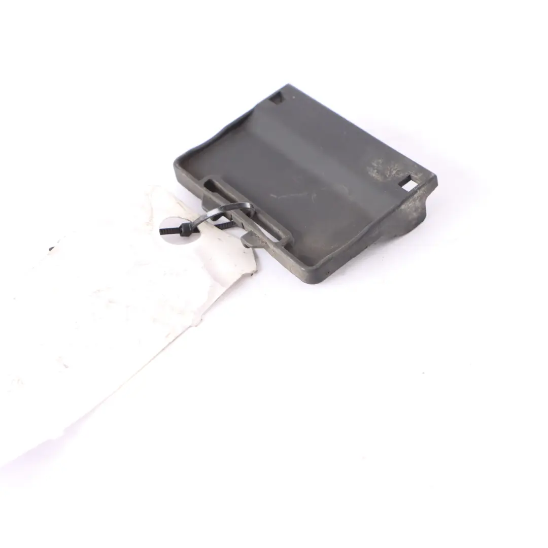 Interior Part Relay Fuse to Mercedes W213 with Part number A2055451800 Mercedes W213 Interior Part Relay Fuse - SKU A2055451800 - Part number A2055451800