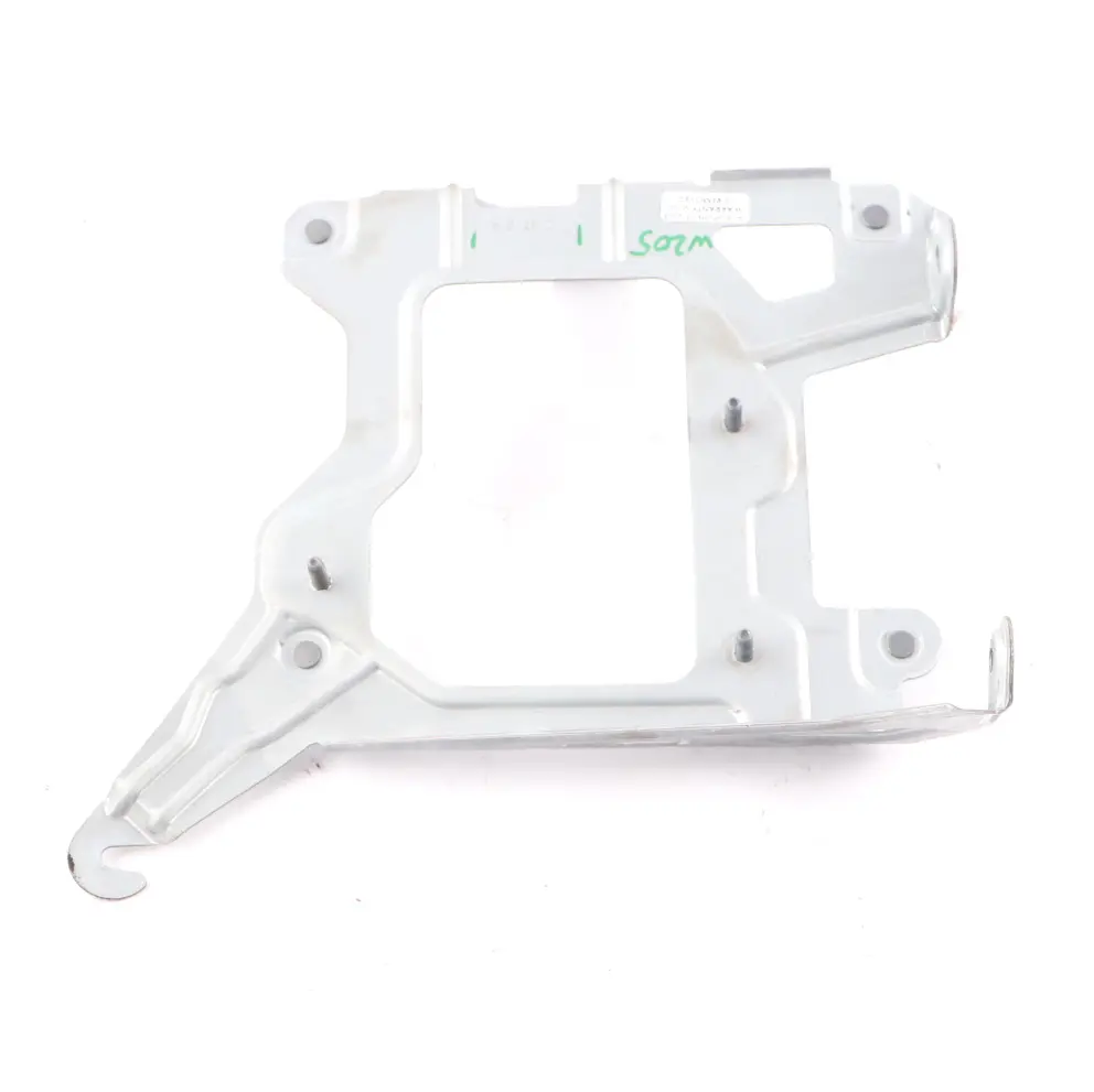 Soporte Bracket Módulo Unidad Control para Mercedes W205 con número de pieza A2055452440 Mercedes W205 Soporte Bracket Módulo Unidad Control - SKU A2055452440 - Número de pieza A2055452440