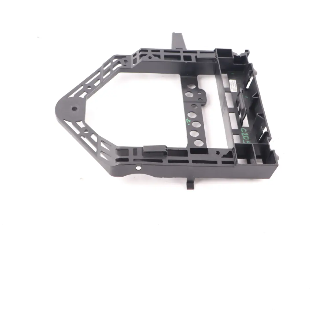 Support module l'unité contrôle arrière fixation pour Mercedes W205 à propos du numéro de pièce A2055456000 Mercedes W205 Support module l'unité contrôle arrière fixation - SKU A2055456000 - Numéro de pièce A2055456000