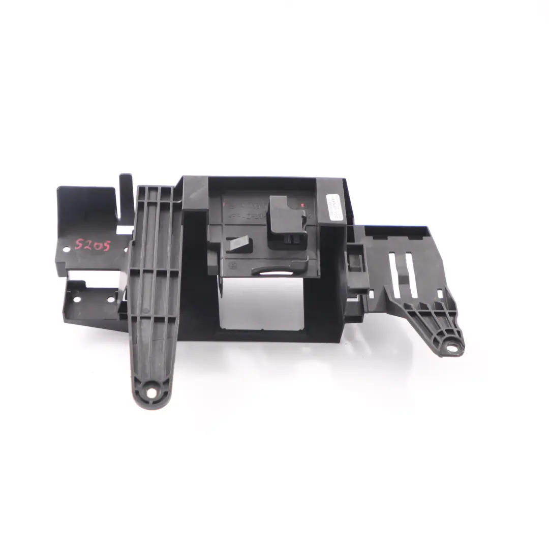 Staffa modulo fotocamera Mercedes W205 S205 supporto posteriore alloggiamento per con numero di parte A2055456100 Staffa modulo fotocamera Mercedes W205 S205 supporto posteriore alloggiamento - SKU A2055456100 - Numero di parte A2055456100