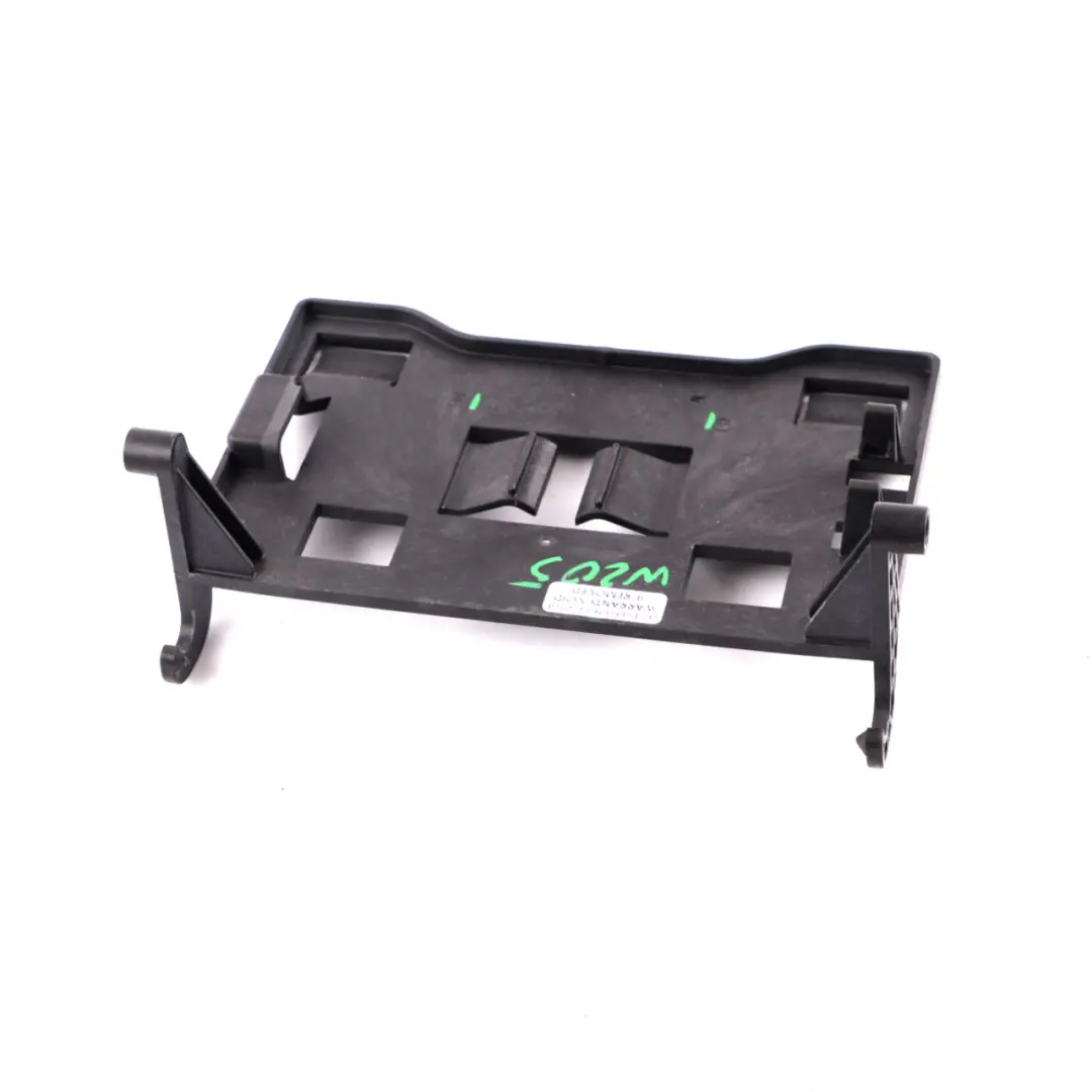 Radio Stereo Head Unit Mount Bracket Holder Support pour Mercedes W205 à propos du numéro de pièce A2055457200 Mercedes W205 Radio Stereo Head Unit Mount Bracket Holder Support - SKU A2055457200 - Numéro de pièce A2055457200