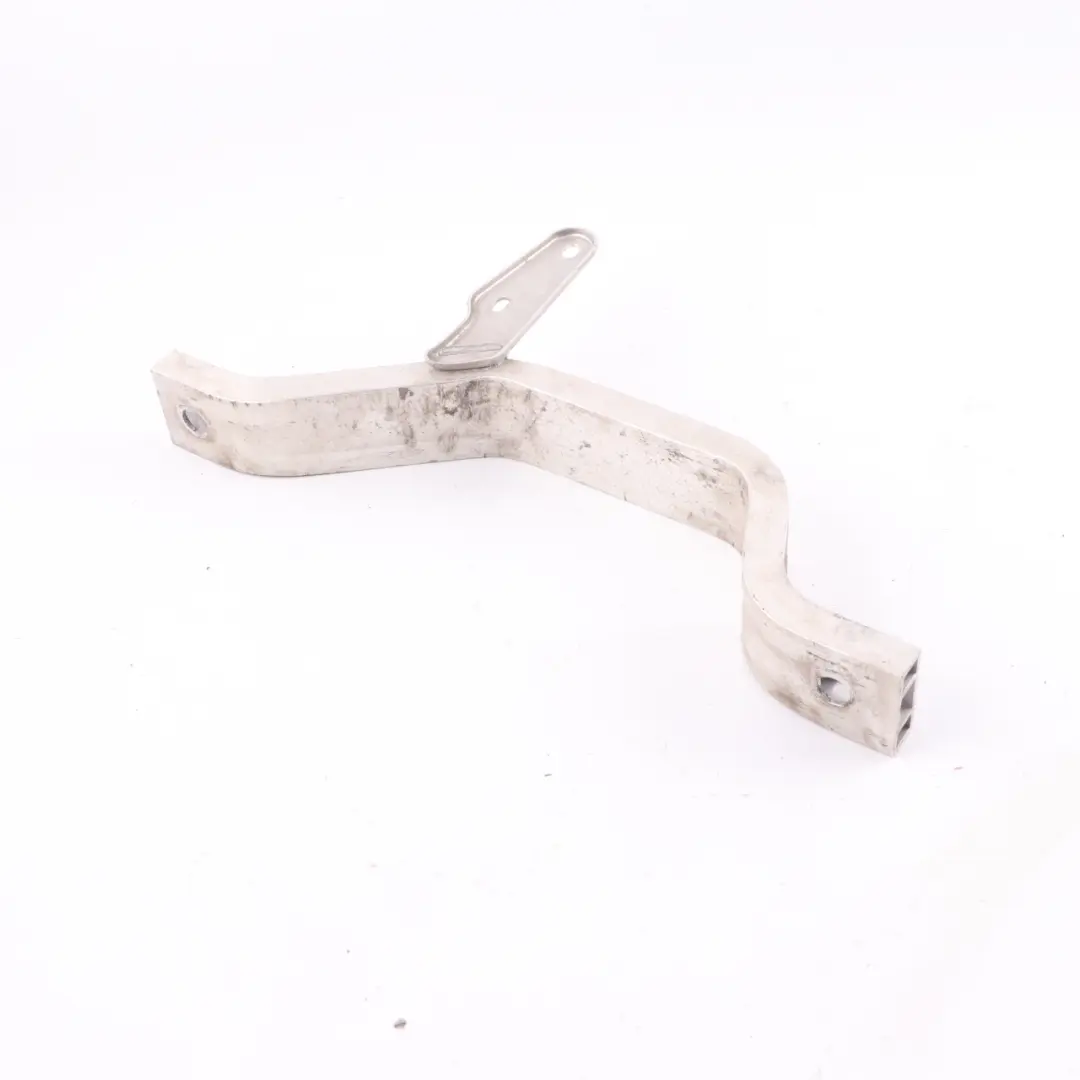 Renforcement plancher avant raidisseur tunnel central pour Mercedes W205 à propos du numéro de pièce A2056100065 Mercedes W205 Renforcement plancher avant raidisseur tunnel central - SKU A2056100065 - Numéro de pièce A2056100065