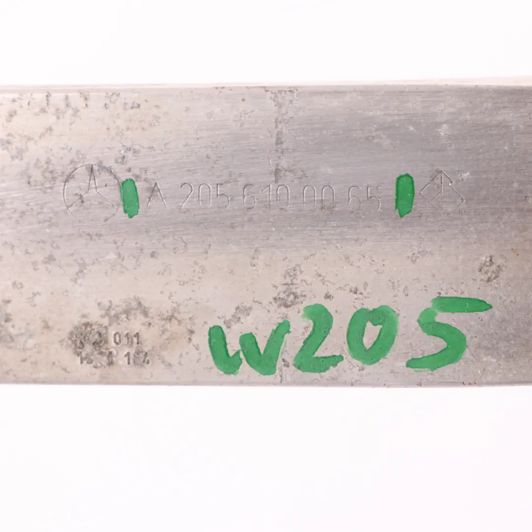 Renforcement plancher avant raidisseur tunnel central pour Mercedes W205 à propos du numéro de pièce A2056100065 Mercedes W205 Renforcement plancher avant raidisseur tunnel central - SKU A2056100065 - Numéro de pièce A2056100065