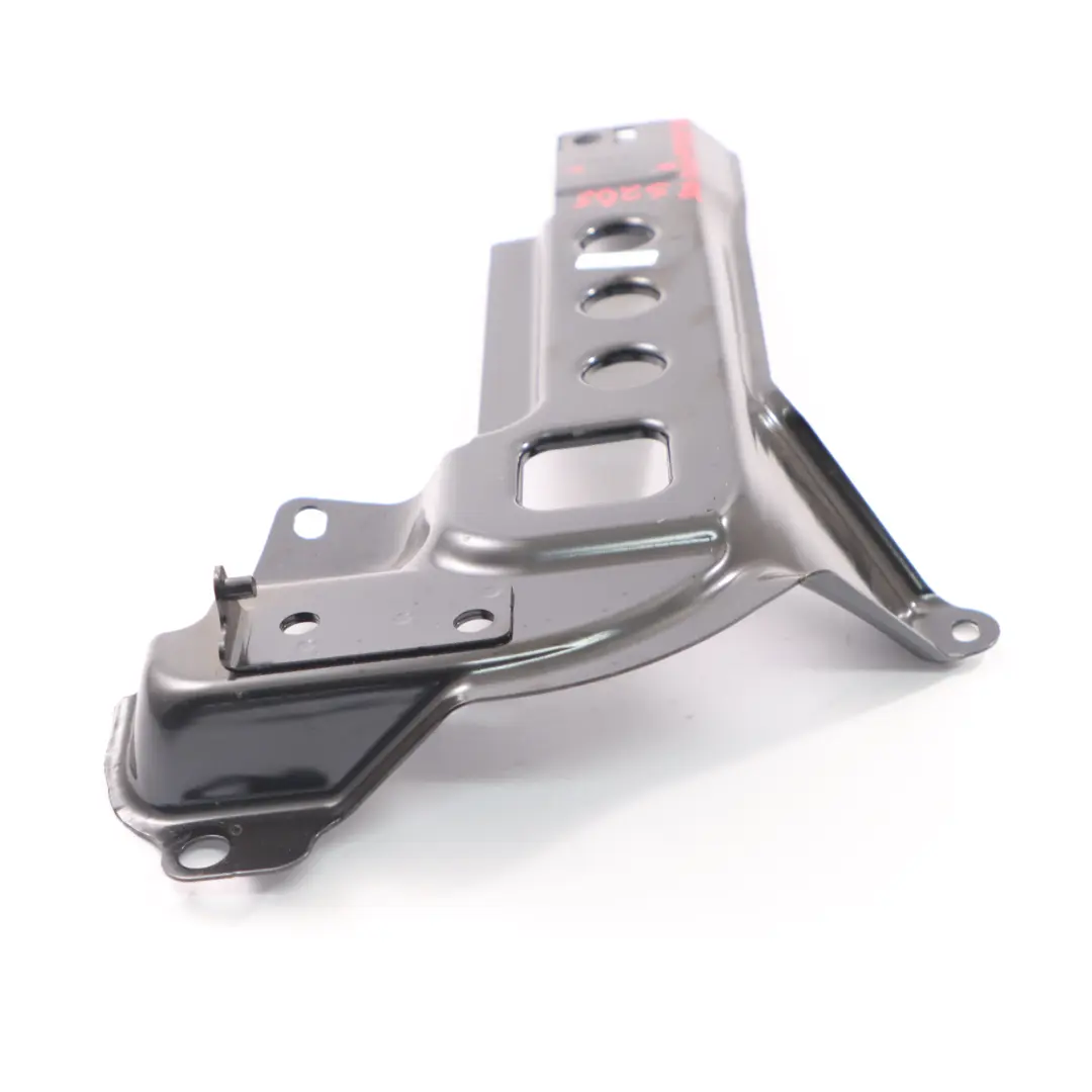 Staffa Mercedes S205 Membro supporto pavimento bagagliaio a sinistra per con numero di parte A2056106900 Staffa Mercedes S205 Membro supporto pavimento bagagliaio a sinistra - SKU A2056106900 - Numero di parte A2056106900