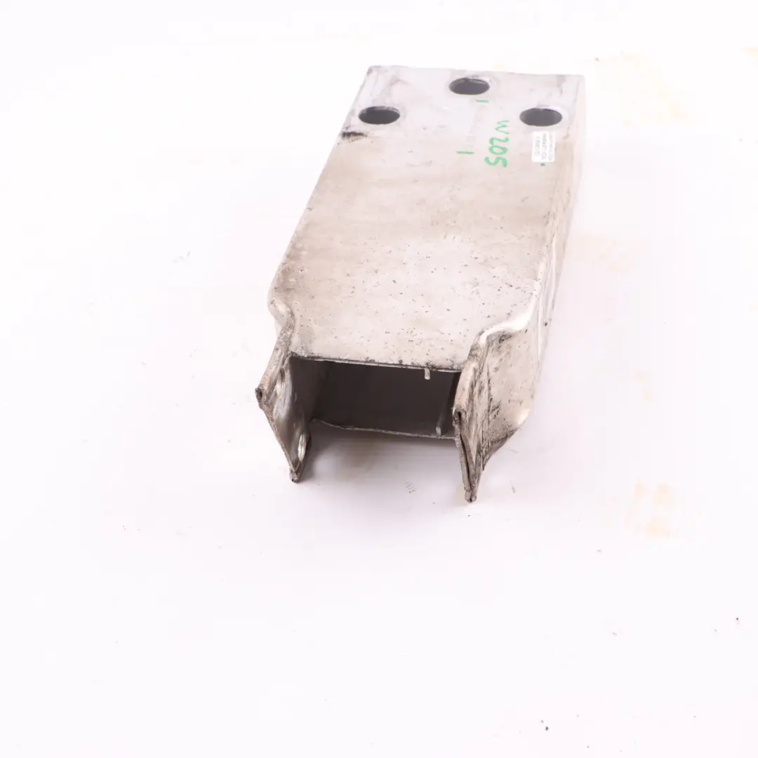 Frontstoßstange Verstärkung Aufpralldämpfer links für Mercedes W205 mit Teilenummer A2056200395 Mercedes W205 Frontstoßstange Verstärkung Aufpralldämpfer links - SKU A2056200395 - Teilenummer A2056200395