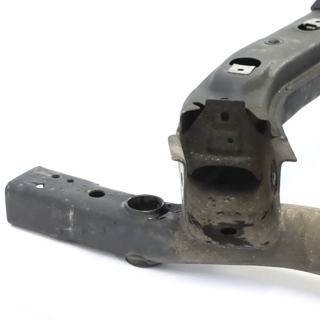  Support Avant Mercedes W205 W213 Sous châssis Essieu Poutre Support - SKU A2056280057-1 - Numéro de pièce A2056280057