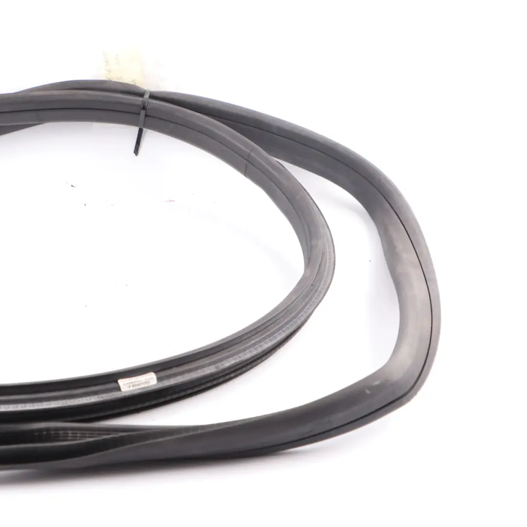 Mercedes Coupe C205 250d Joint de Porte Avant Droit Caoutchouc - SKU A2056363800 - Numéro de pièce A2056363800
