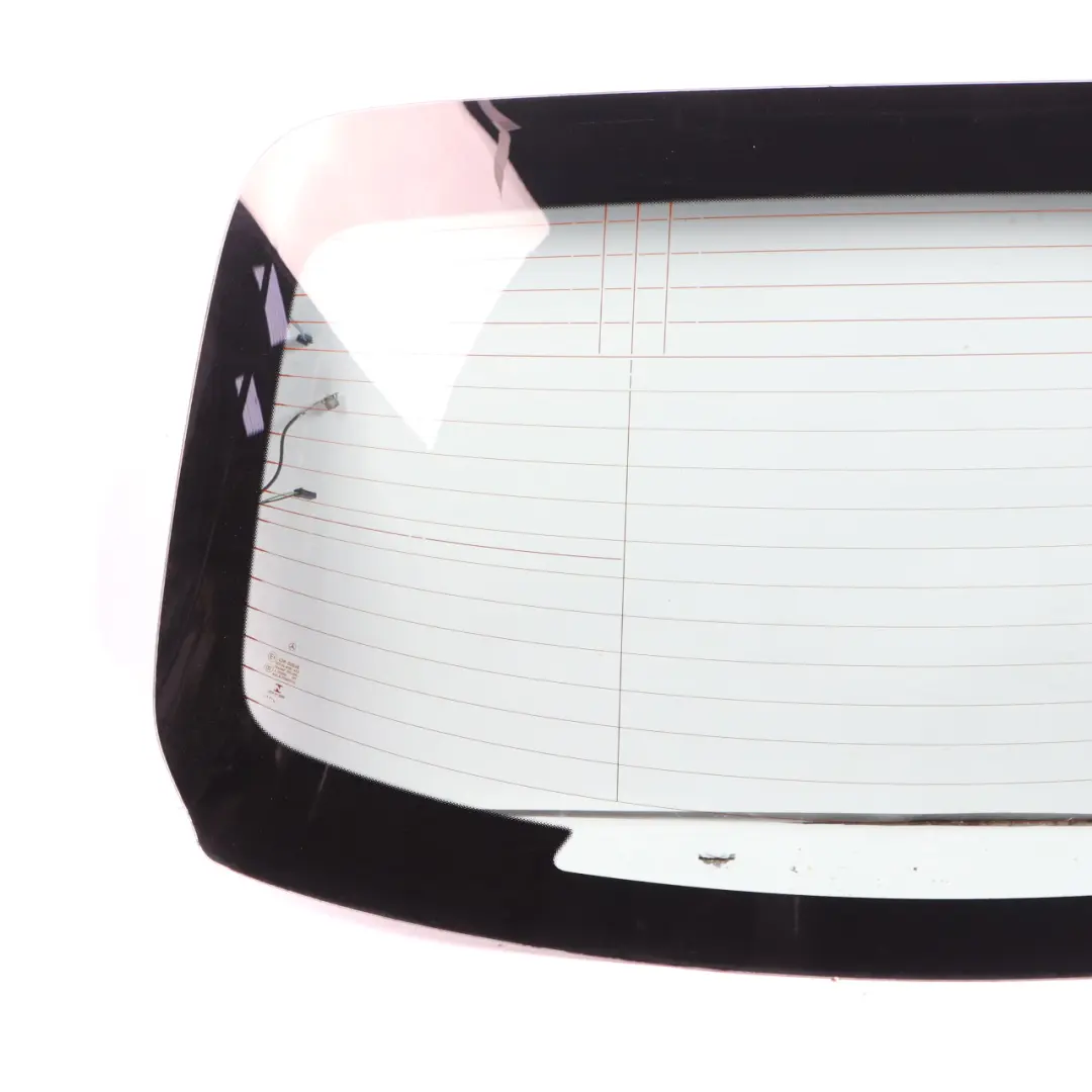 lunotto posteriore parabrezza vetri AS2 per Mercedes W205 berlina con numero di parte A2056704600 Mercedes W205 berlina lunotto posteriore parabrezza vetri AS2 - SKU A2056704600 - Numero di parte A2056704600