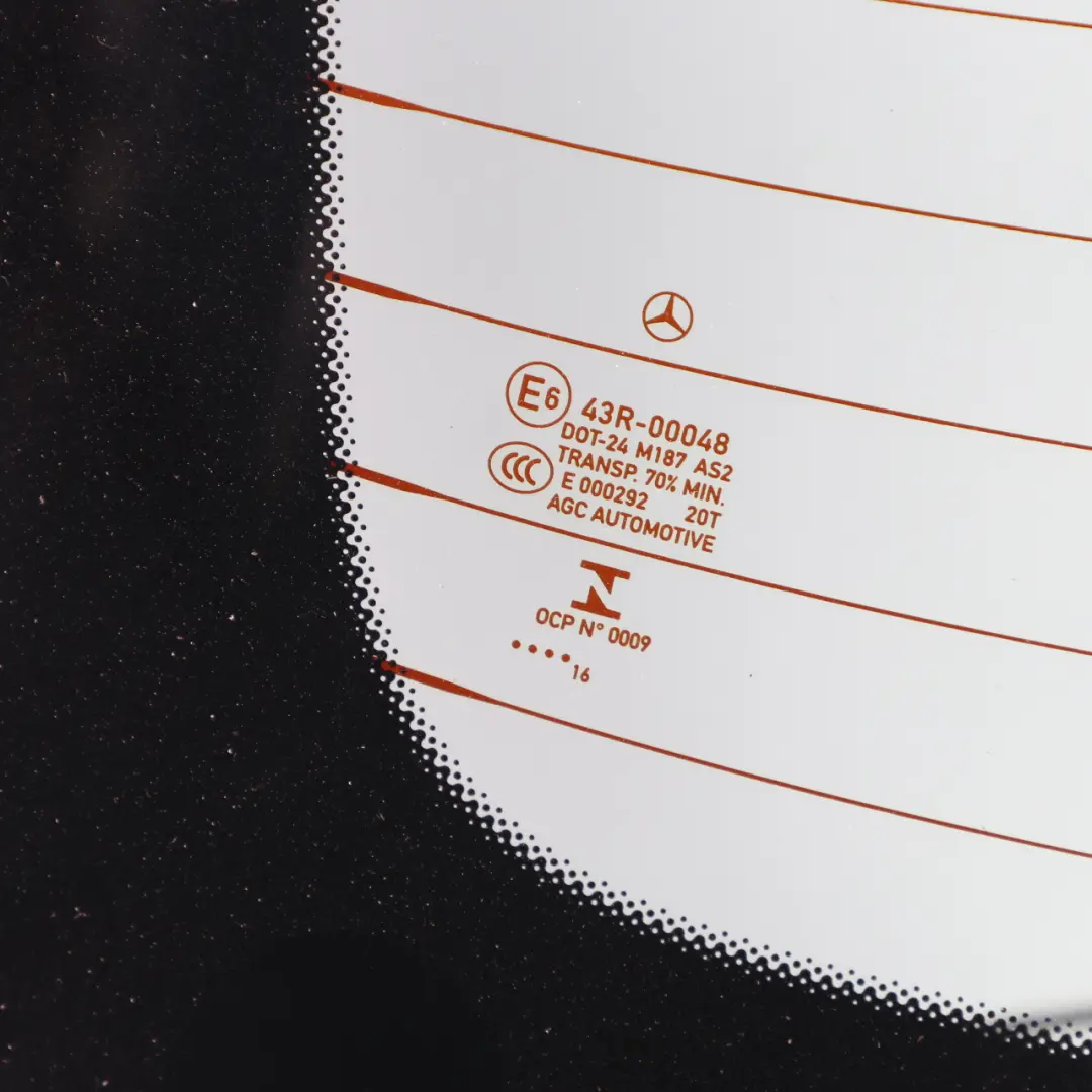 Vitrage de la lunette arrière AS2 pour Mercedes W205 Saloon à propos du numéro de pièce A2056704600 Mercedes W205 Saloon Vitrage de la lunette arrière AS2 - SKU A2056704600 - Numéro de pièce A2056704600