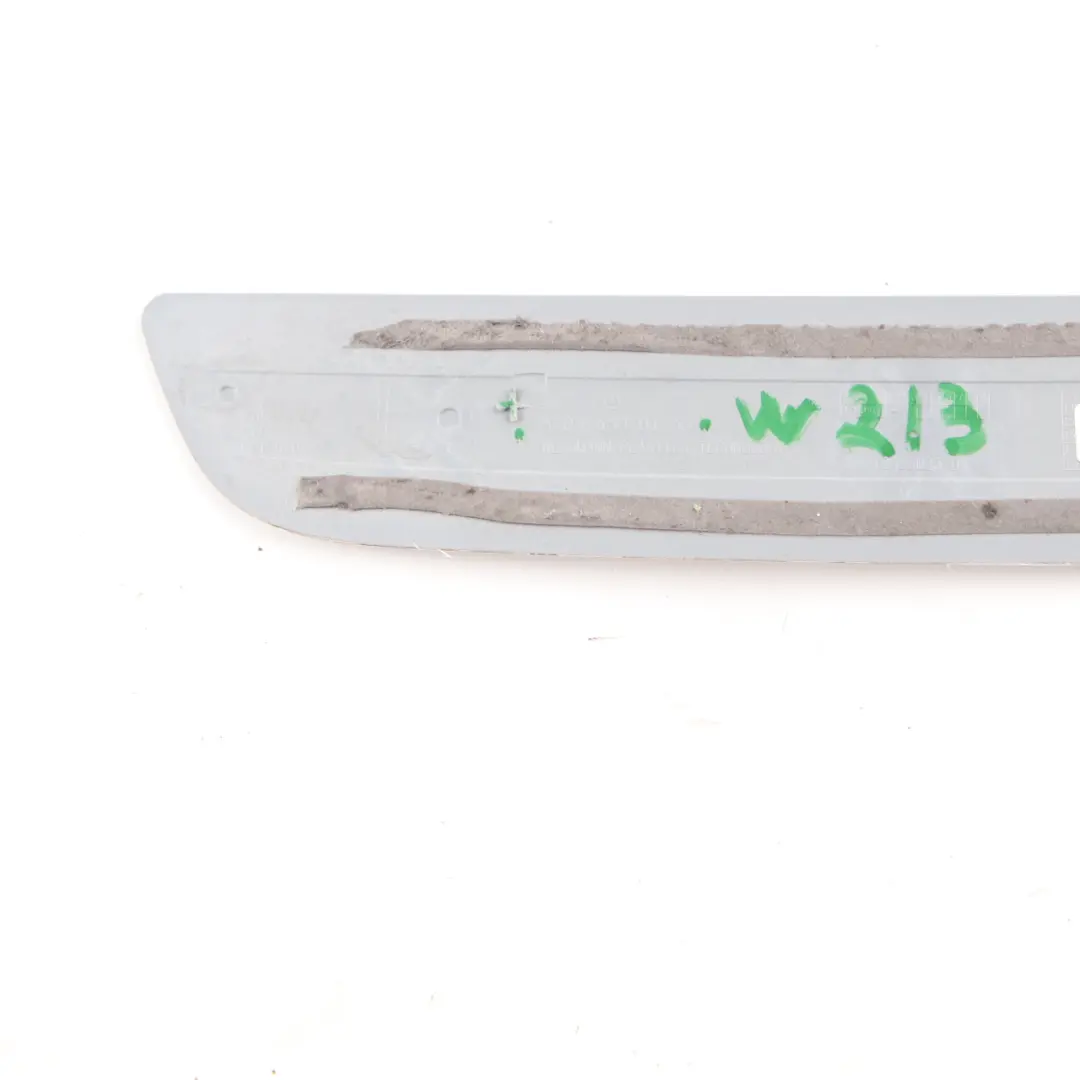 Listwa Nakładka Progu Lewy Tył do Mercedes W213 S213 o numerze A2056800135 Mercedes W213 S213 Listwa Nakładka Progu Lewy Tył - SKU A2056800135 - Numer Części A2056800135