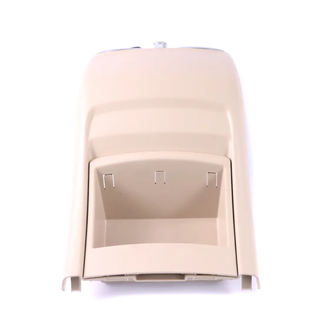 Mittelkonsole hintere Ablageverkleidung Beige für Mercedes W205 X253 mit Teilenummer A2056800491 Mercedes W205 X253 Mittelkonsole hintere Ablageverkleidung Beige - SKU A2056800491 - Teilenummer A2056800491