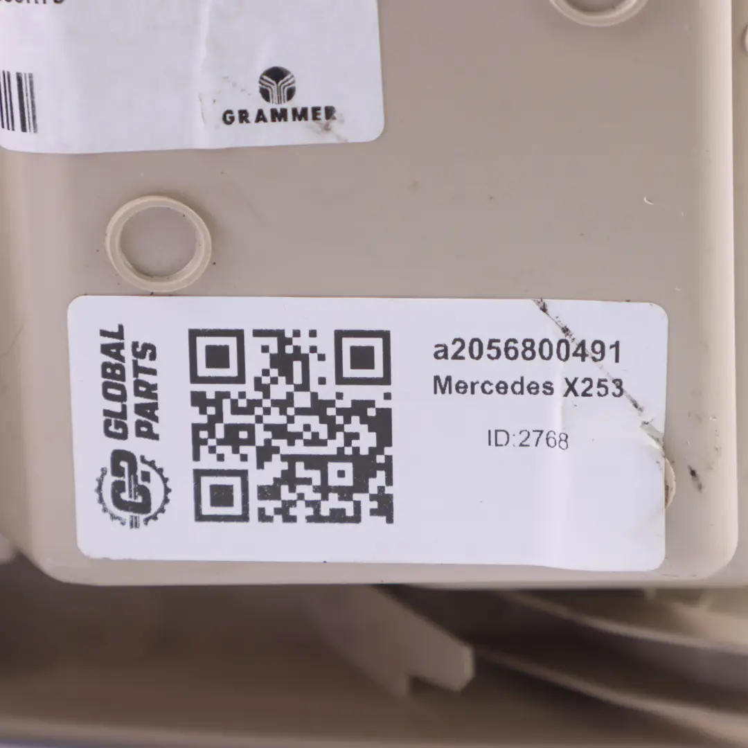 Mercedes W205 X253 Osłona Kratek Nawiewu Tylna Tył Beżowa - SKU A2056800491 - Numer Części A2056800491