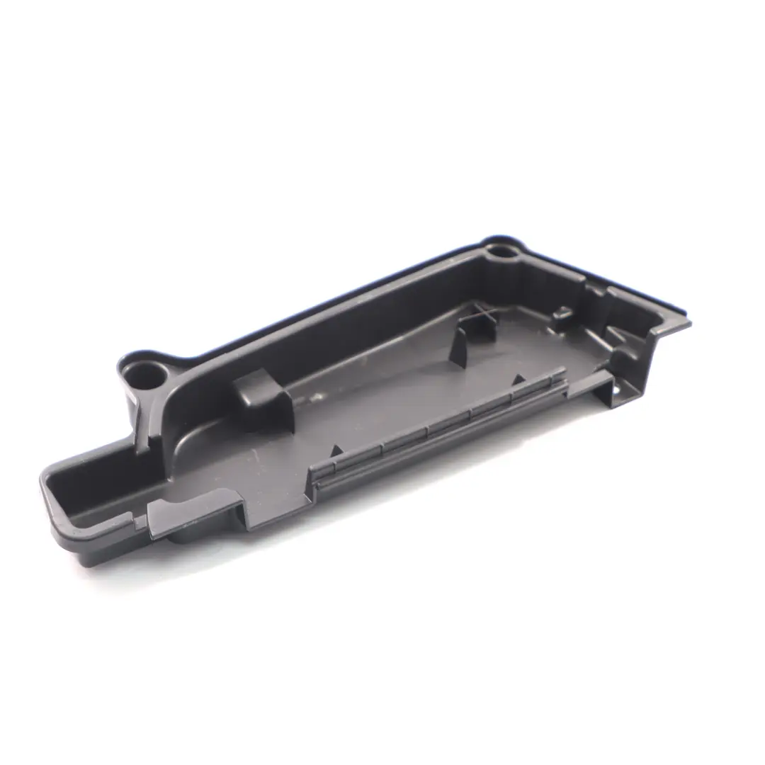 Vassoio portaoggetti bagagliaio sinistro per Mercedes W205 con numero di parte A2056800706 Mercedes W205 Vassoio portaoggetti bagagliaio sinistro - SKU A2056800706 - Numero di parte A2056800706