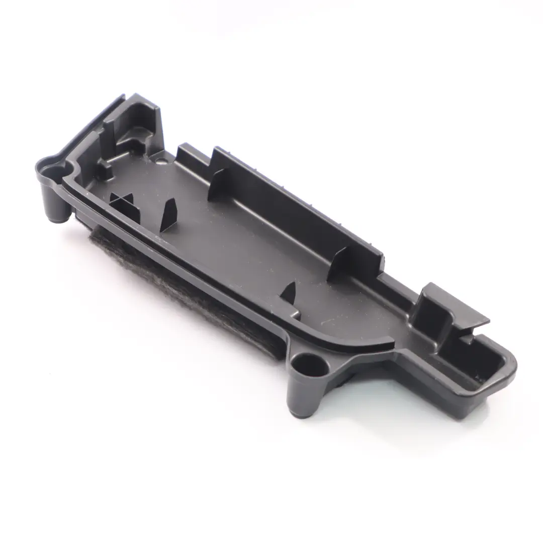 Maletero Izquierdo Compartimento Bandeja para Mercedes W205 con número de pieza A2056800706 Mercedes W205 Maletero Izquierdo Compartimento Bandeja - SKU A2056800706 - Número de pieza A2056800706