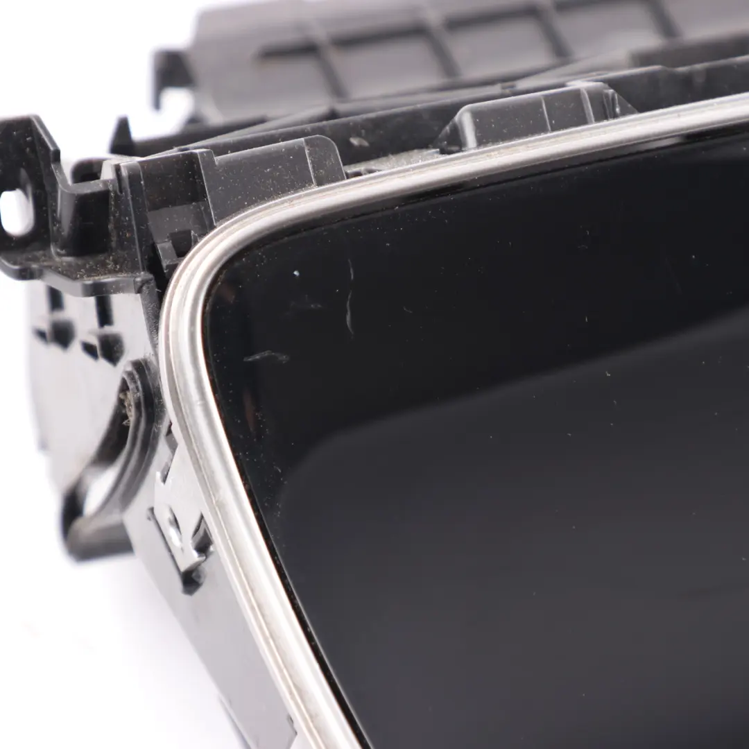 Console Centrale Intérieur Plateau Rangement Noir Brillant pour Mercedes W205 à propos du numéro de pièce A2056801204 Mercedes W205 Console Centrale Intérieur Plateau Rangement Noir Brillant - SKU A2056801204 - Numéro de pièce A2056801204