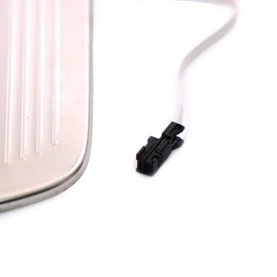 Ingresso anteriore Sinistra Destra Rivestimento illuminata per Mercedes C238 AMG con numero di parte A2056802806 Mercedes C238 AMG Ingresso anteriore Sinistra Destra Rivestimento illuminata - SKU A2056802806-1 - Numero di parte A2056802806