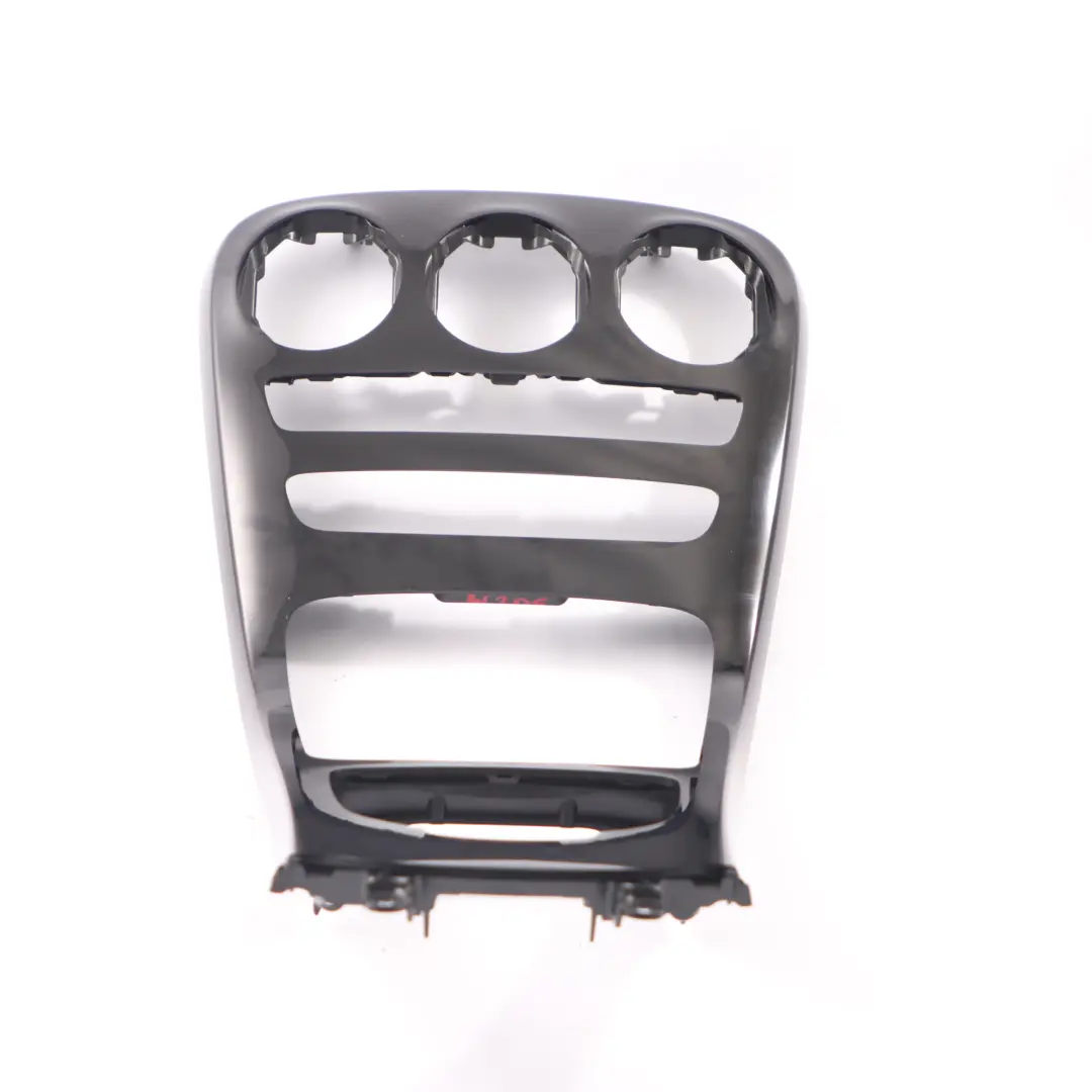 Panel Dekor Tunelu Środkowego Czarne Drewno do Mercedes W205 o numerze A2056805107 Mercedes W205 Panel Dekor Tunelu Środkowego Czarne Drewno - SKU A2056805107 - Numer Części A2056805107