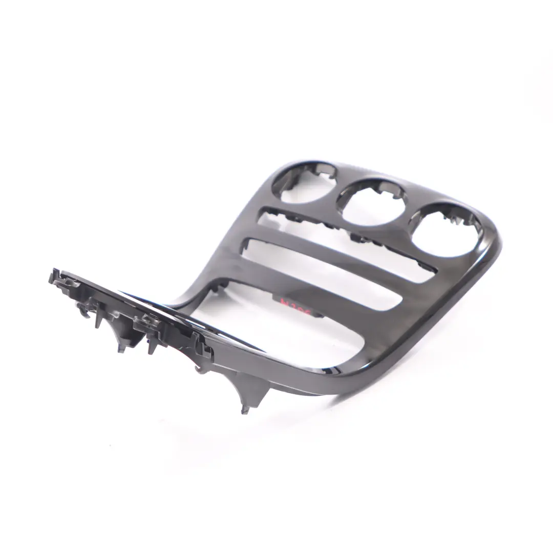 Panel Dekor Tunelu Środkowego Czarne Drewno do Mercedes W205 o numerze A2056805107 Mercedes W205 Panel Dekor Tunelu Środkowego Czarne Drewno - SKU A2056805107 - Numer Części A2056805107