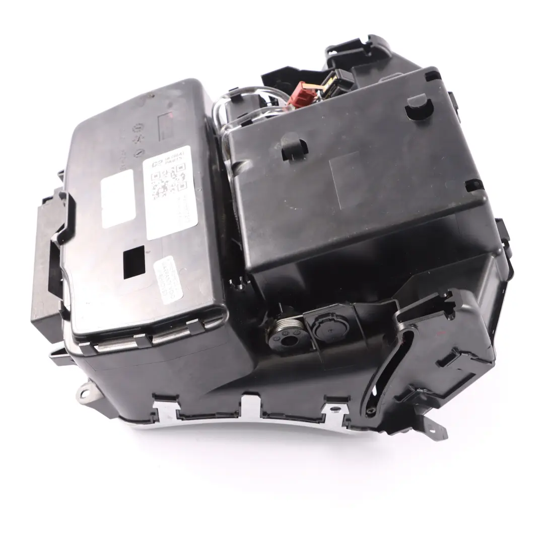 Compartimento almacenamiento Mercedes W205 C253 Consola Bandeja para con número de pieza A2056807210 Compartimento almacenamiento Mercedes W205 C253 Consola Bandeja - SKU A2056807210 - Número de pieza A2056807210