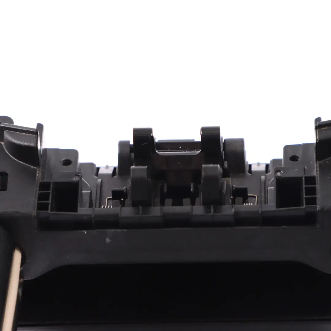 Podłokietnik Konsoli Środkowej Beżowy do Mercedes W205 X253 o numerze A2056808704 Mercedes W205 X253 Podłokietnik Konsoli Środkowej Beżowy - SKU A2056808704 - Numer Części A2056808704