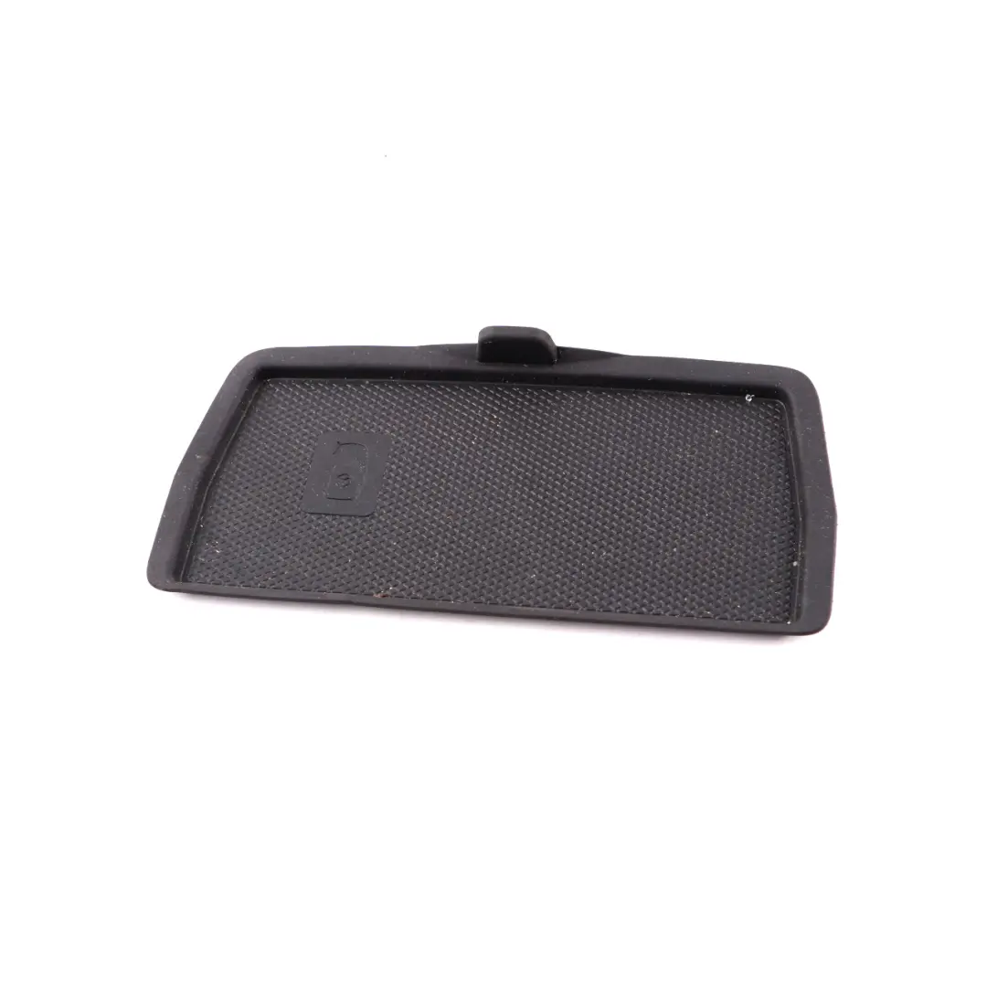  Alfombrilla goma portavasos consola central Mercedes W205 - SKU A2056830800 - Número de pieza A2056830800