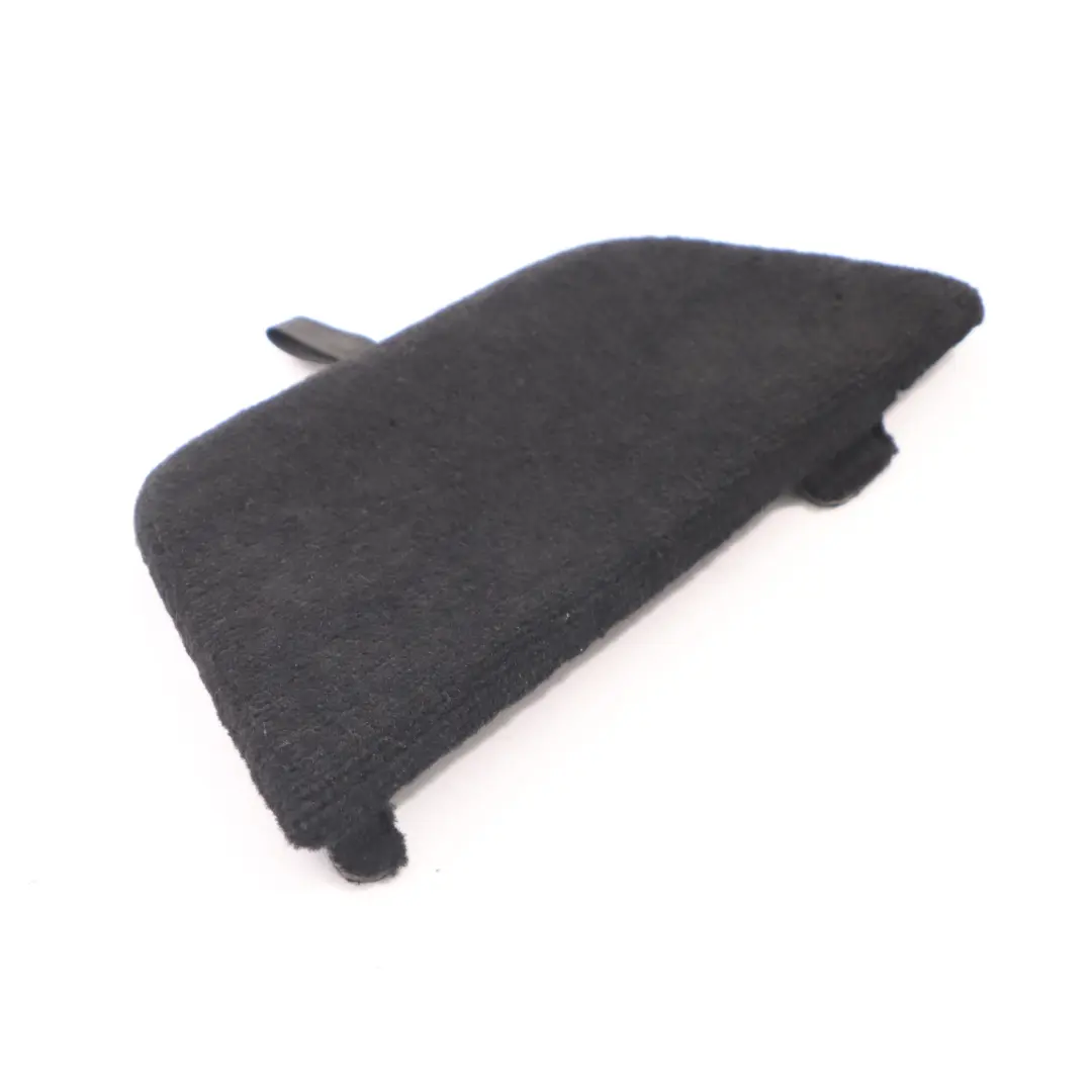 Rivestimento pannello copertura bagagliaio destro nero per Mercedes W205 con numero di parte A2056840206 Mercedes W205 Rivestimento pannello copertura bagagliaio destro nero - SKU A2056840206 - Numero di parte A2056840206