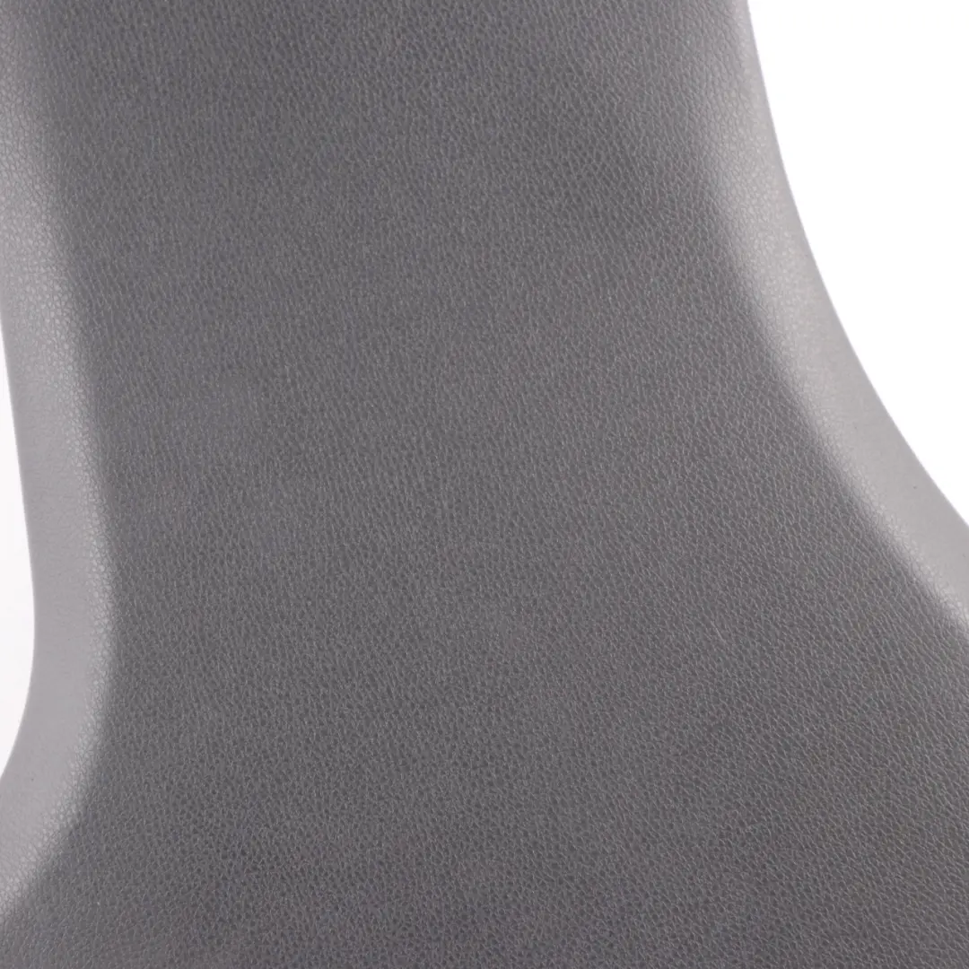 Tapa Panel Pilar Inferior Columna B Izquierda Negro para Mercedes W205 con número de pieza A2056900025 Mercedes W205 Tapa Panel Pilar Inferior Columna B Izquierda Negro - SKU A2056900025 - Número de pieza A2056900025