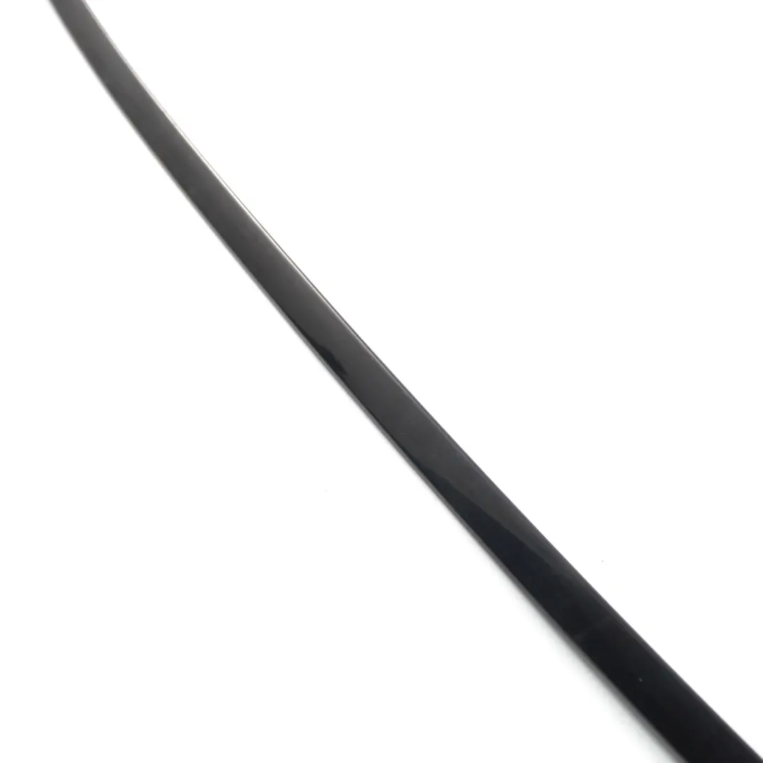 Mercedes W205 Finestrino Porta Anteriore Sinistro Striscia Alta Lucentezza - SKU A2056900180 - Numero di parte A2056900180