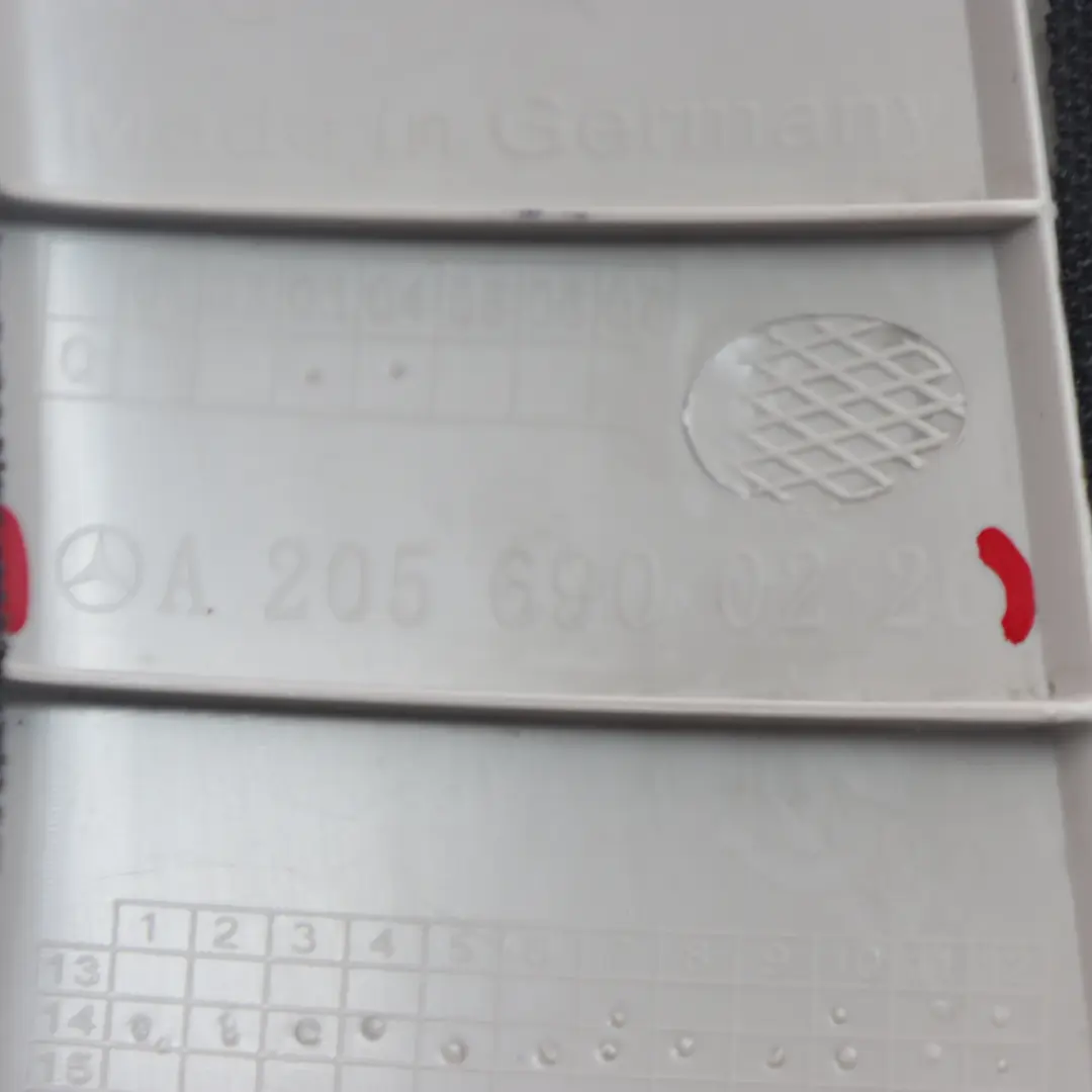 Mercedes W205 Osłona Słupka A Kolumna Prawy Przód Czarna - SKU A2056900226 - Numer Części A2056900226