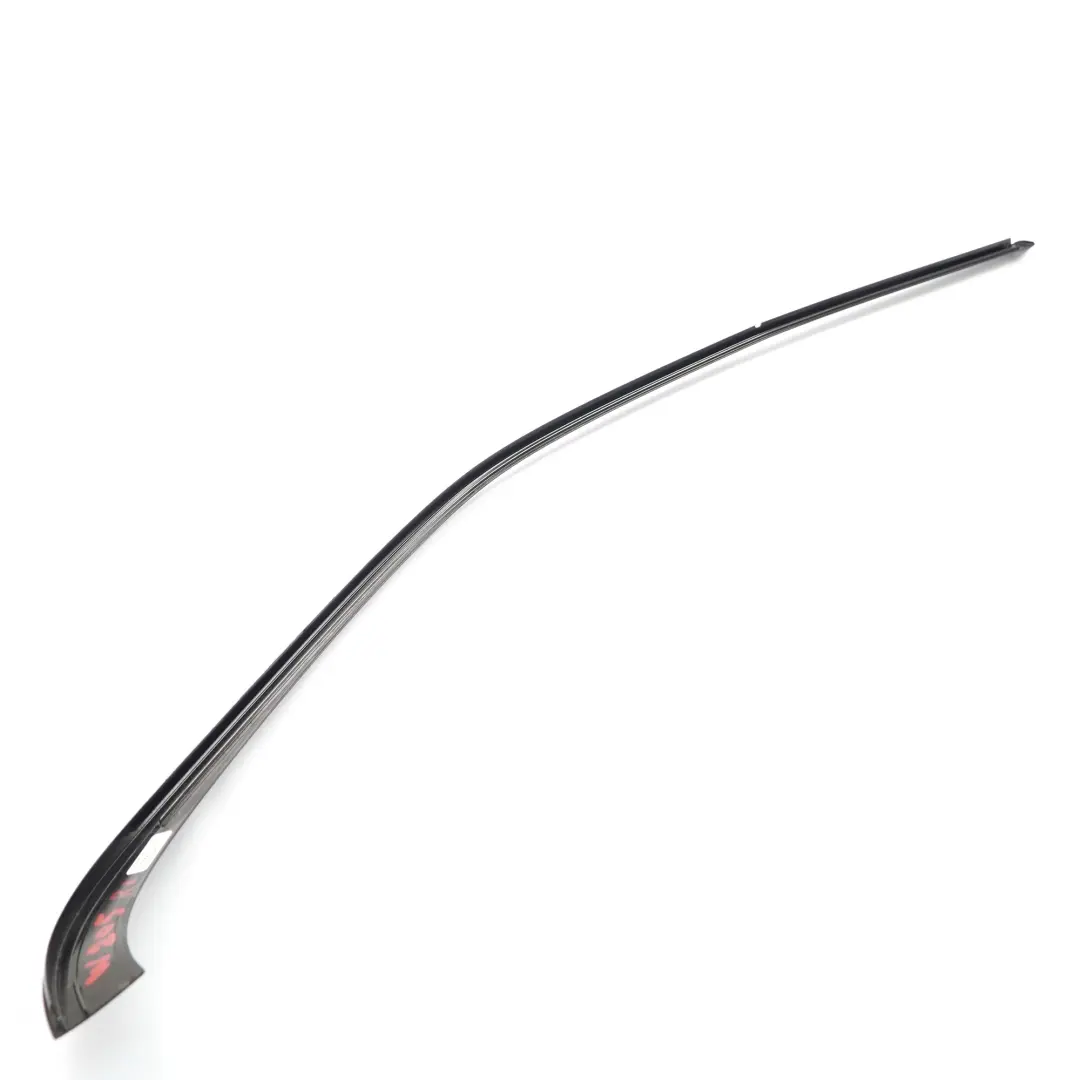 Mercedes W205 Modanatura porta posteriore sinistra Guarnizione finestra - SKU A2056900380 - Numero di parte A2056900380