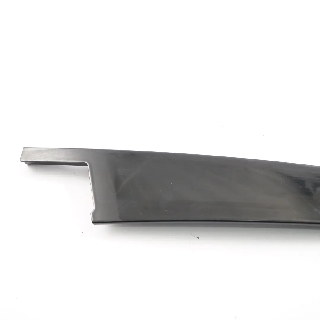 Säule Abdeckung Tür vorne links Leiste Hoch glanz für Mercedes W205 B mit Teilenummer A2056900787 Mercedes W205 B Säule Abdeckung Tür vorne links Leiste Hoch glanz - SKU A2056900787 - Teilenummer A2056900787