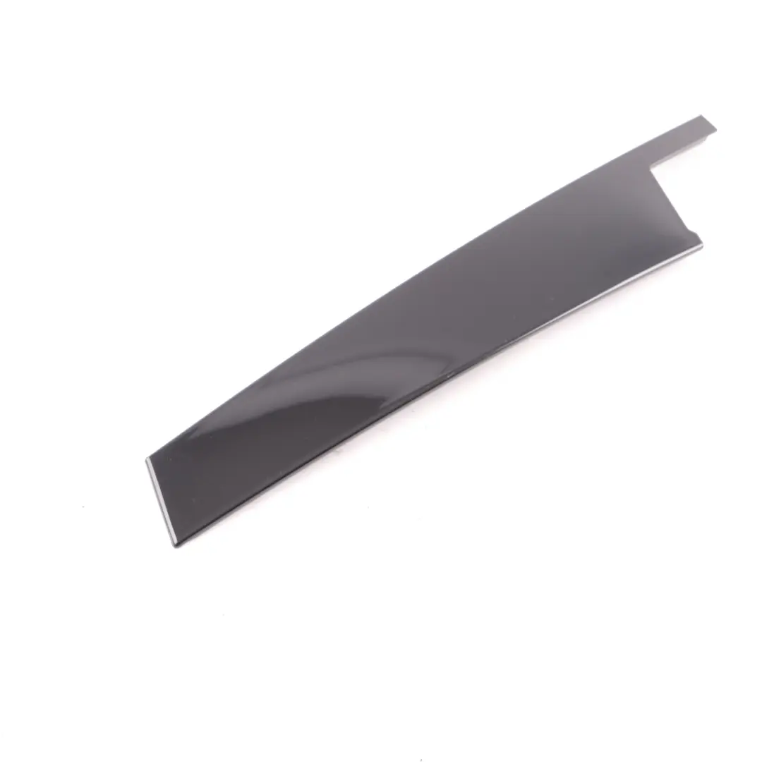 Colonna B Esterna Porta Anteriore Destra Modanatura per Mercedes W205 con numero di parte A2056900887 Mercedes W205 Colonna B Esterna Porta Anteriore Destra Modanatura - SKU A2056900887 - Numero di parte A2056900887