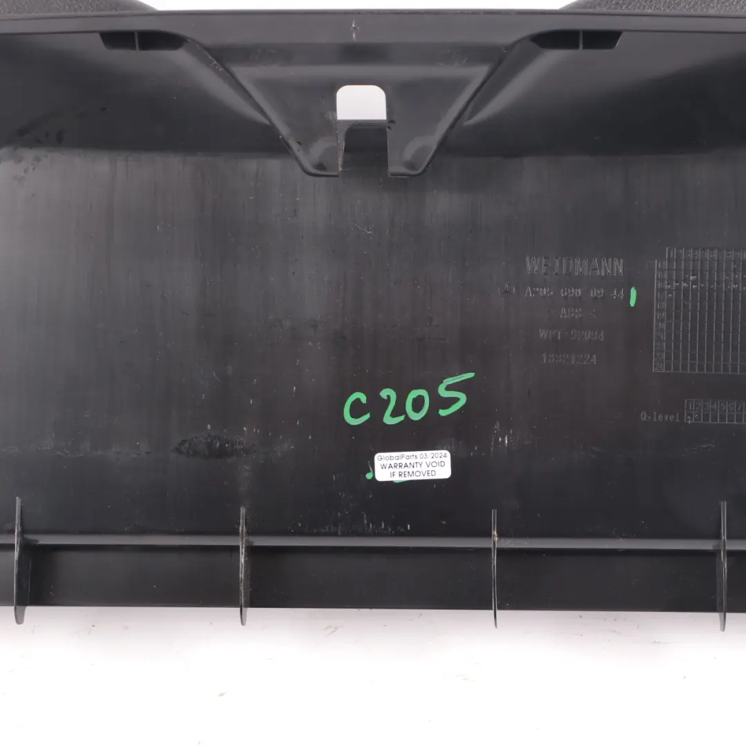 Mercedes C205 Couvercle de serrure Garniture de seuil arrière - SKU A2056900944 - Numéro de pièce A2056900944