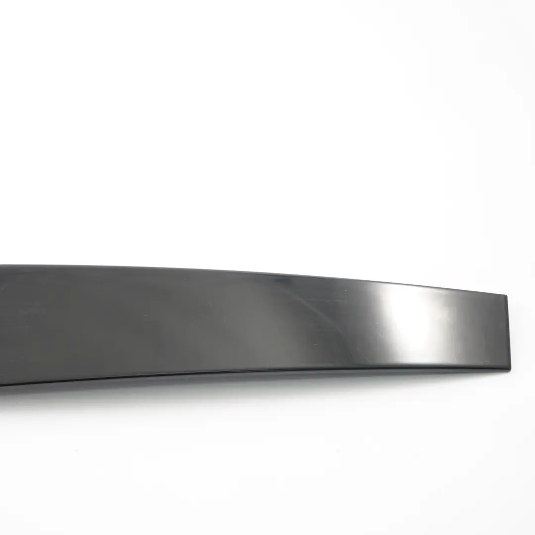 Mercedes W205 B Cache pilier Porte arrière droite Moulure brillance - SKU A2056901087 - Numéro de pièce A2056901087