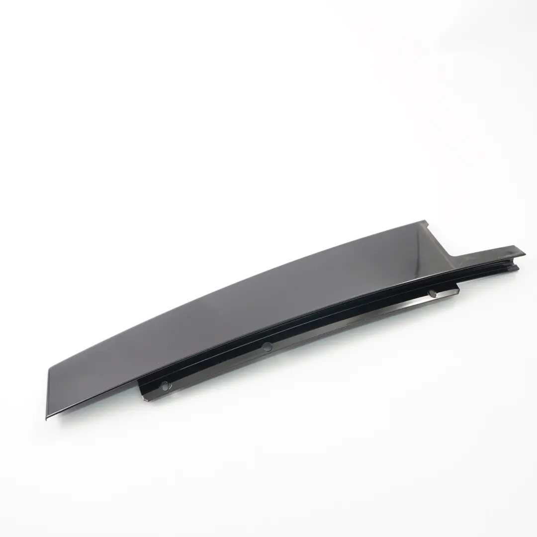 Mercedes W205 B Cache pilier Porte arrière droite Moulure brillance - SKU A2056901087 - Numéro de pièce A2056901087