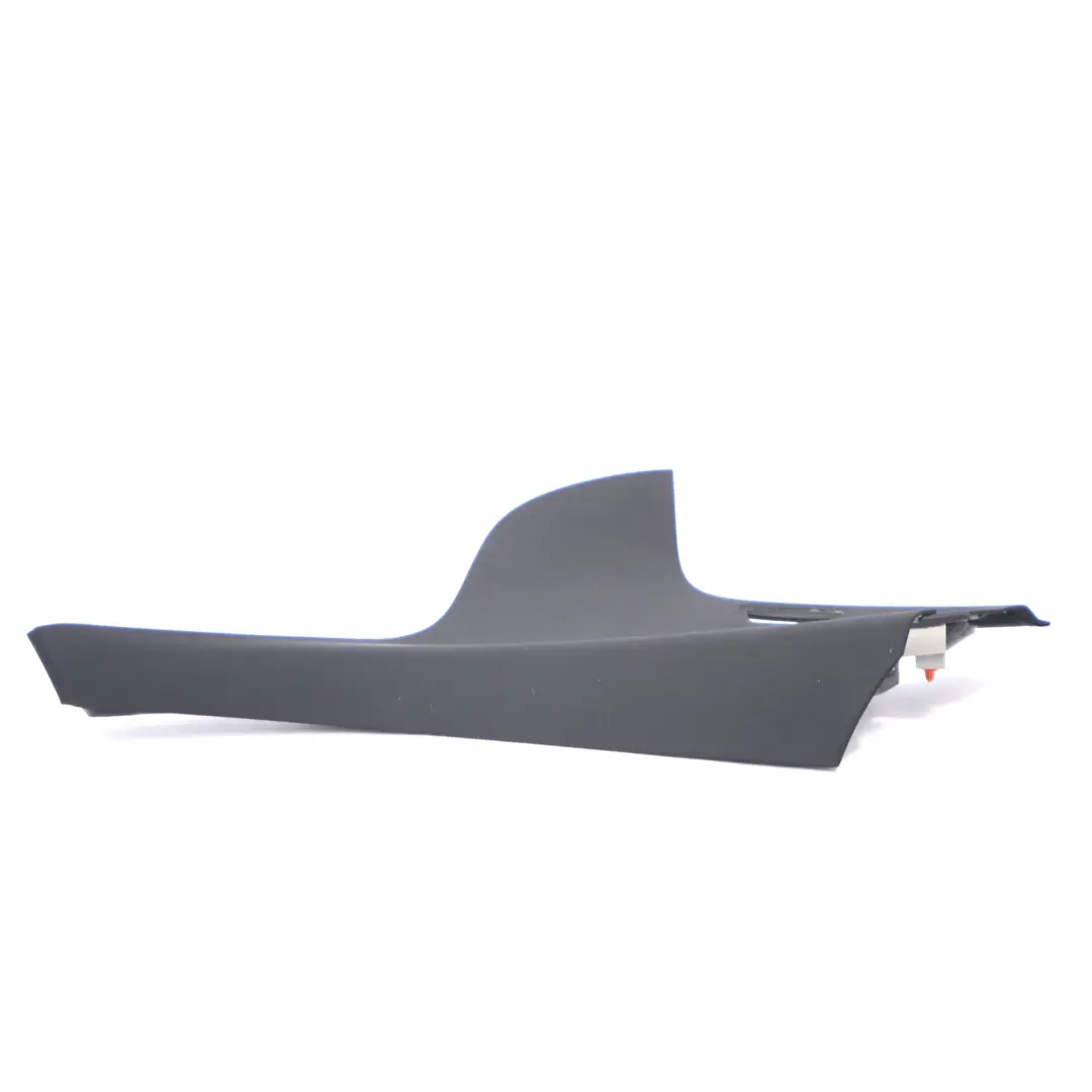 Wewnętrzna Osłona Bagażnika Słupka D Prawy Tył do Mercedes W205 o numerze A2056902601 Mercedes W205 Wewnętrzna Osłona Bagażnika Słupka D Prawy Tył - SKU A2056902601 - Numer Części A2056902601