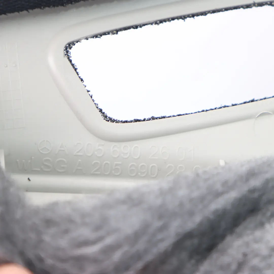 Rivestimento interno Mercedes W205 Panell posteriore destro D-Pillar per con numero di parte A2056902601 Rivestimento interno Mercedes W205 Panell posteriore destro D-Pillar - SKU A2056902601 - Numero di parte A2056902601