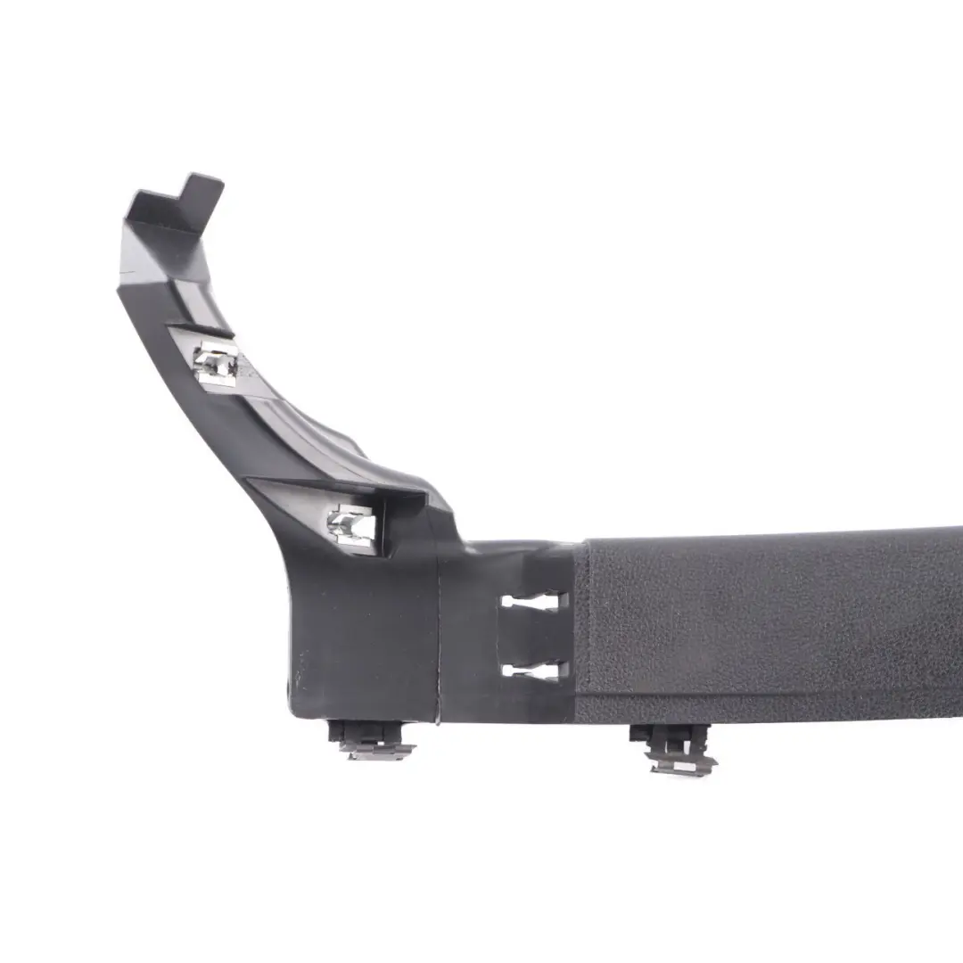 Columna Pilar C Recorte Trasero Izquierdo Panel Negro para Mercedes W205 con número de pieza A2056903105 Mercedes W205 Columna Pilar C Recorte Trasero Izquierdo Panel Negro - SKU A2056903105 - Número de pieza A2056903105