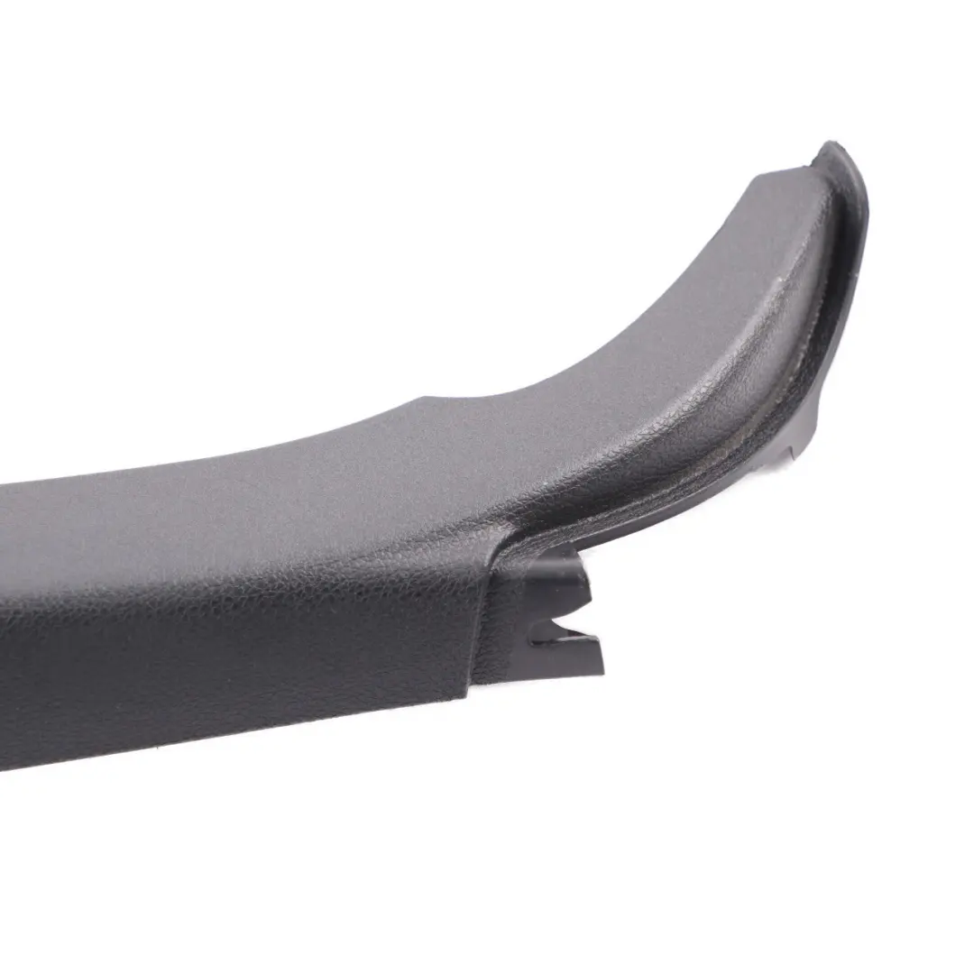 Columna Pilar C Recorte Trasero Izquierdo Panel Negro para Mercedes W205 con número de pieza A2056903105 Mercedes W205 Columna Pilar C Recorte Trasero Izquierdo Panel Negro - SKU A2056903105 - Número de pieza A2056903105