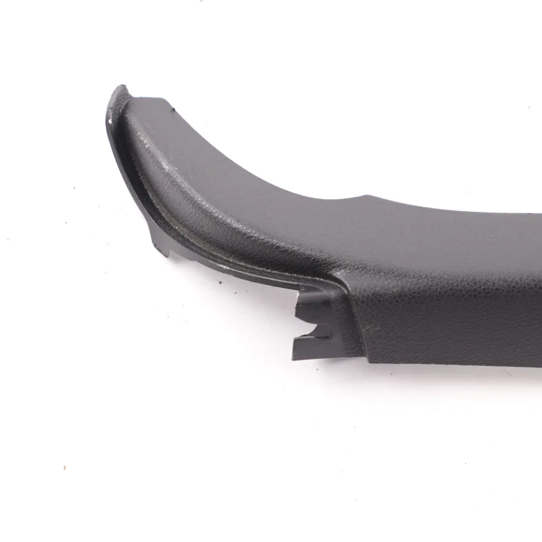Abdeckung Säule C Trim Hinten Rechts Panel Schwarz für Mercedes W205 mit Teilenummer A2056903305 Mercedes W205 Abdeckung Säule C Trim Hinten Rechts Panel Schwarz - SKU A2056903305 - Teilenummer A2056903305